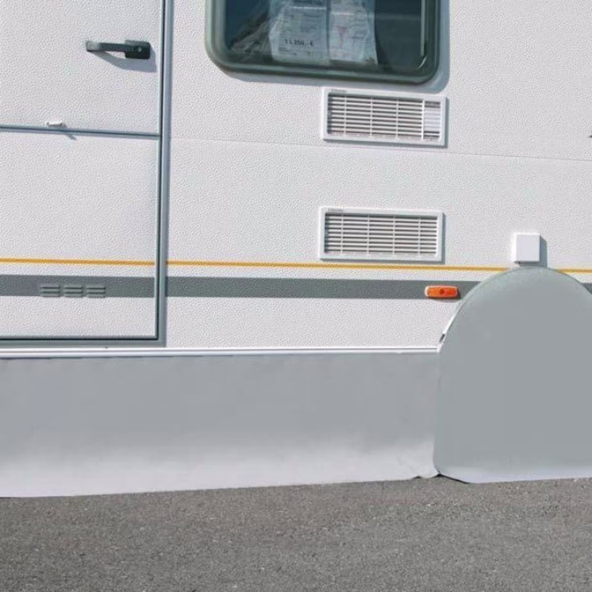 Tablier pour camping-cars et caravanes