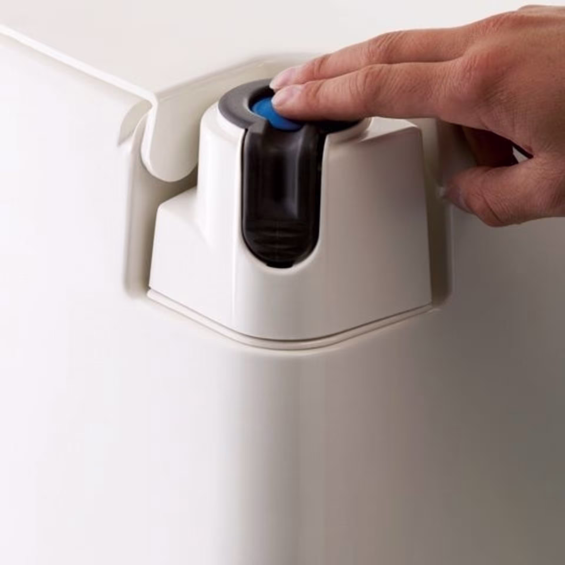 Pompe de rechange Thetford adaptée au Porta Potti 465