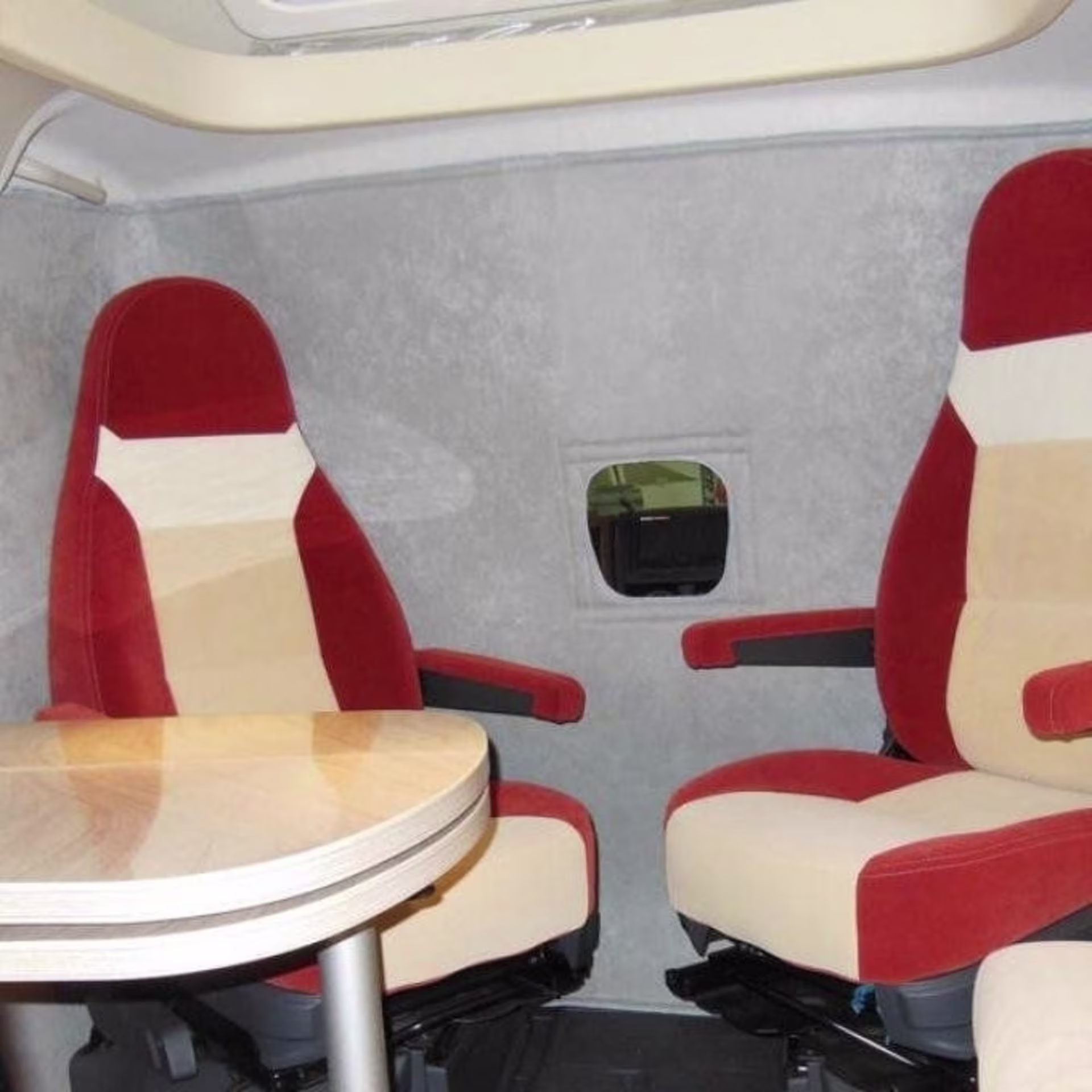 Hindermann Thermovorhang Ducato Radiozugang