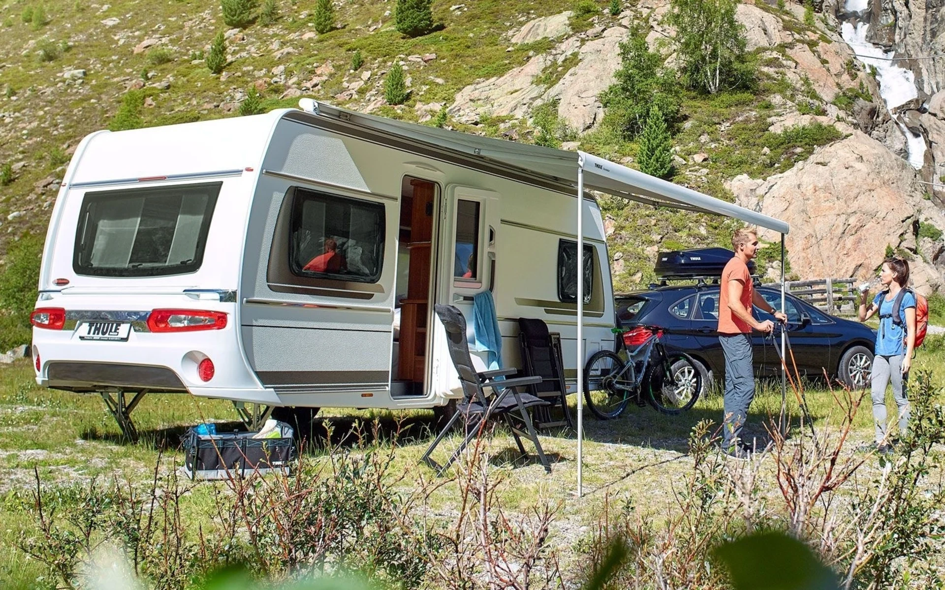 Thule Omnistor 6300 Dachmarkise mit Montagesatz für Ducato / Jumper / Boxer weiß 375 cm