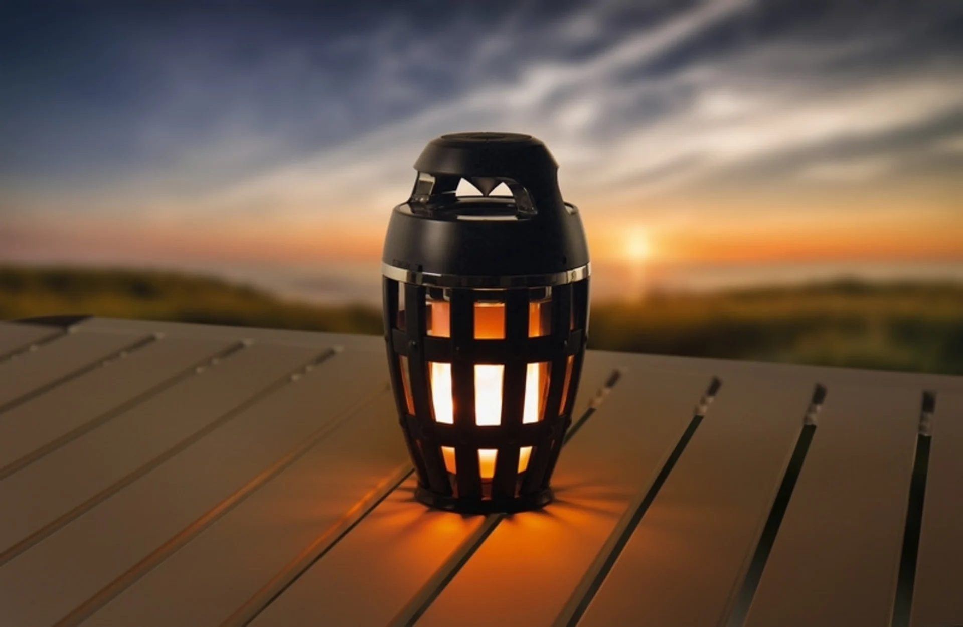 LED-Tischleuchte mit Bluetooth Lautsprecher