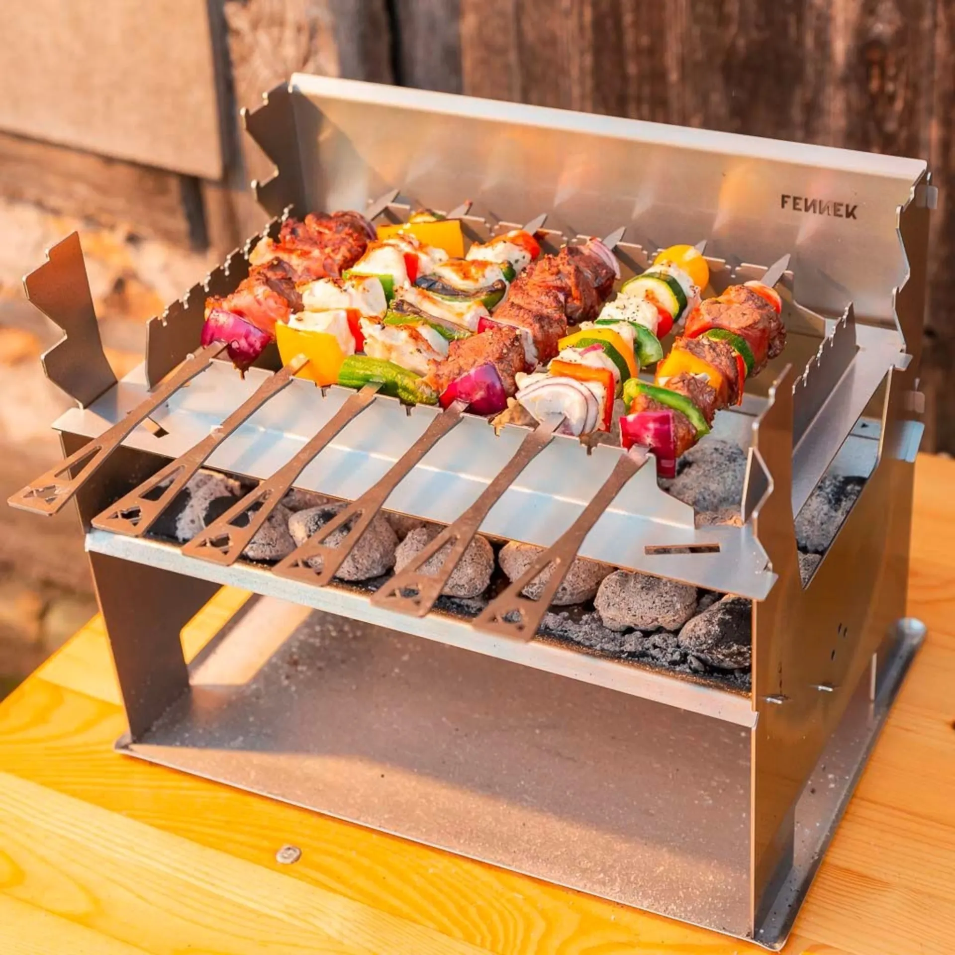 Lot de supports pour brochettes Fennek pour le barbecue Fennek 2.0 Lot de supports pour brochettes Fennek pour le barbecue Fennek 2.0