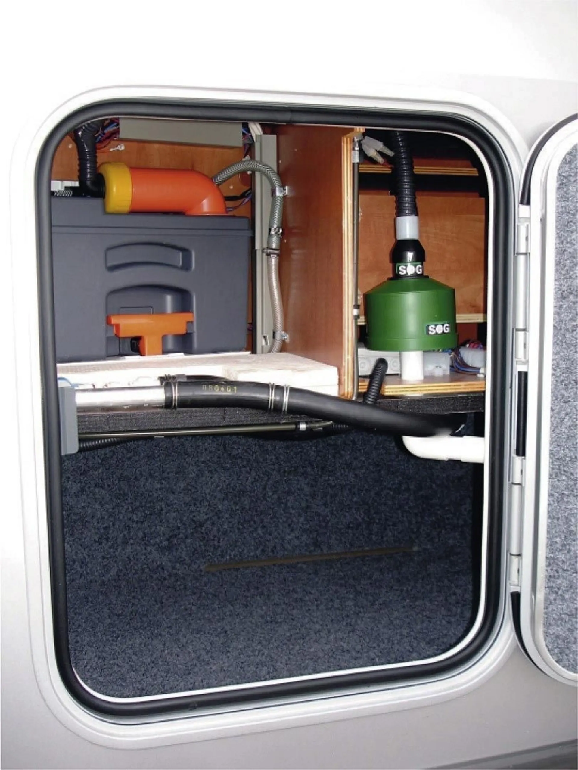 SOG II Typ B (C200) 12V Toilettenentlüftung Bodenvariante