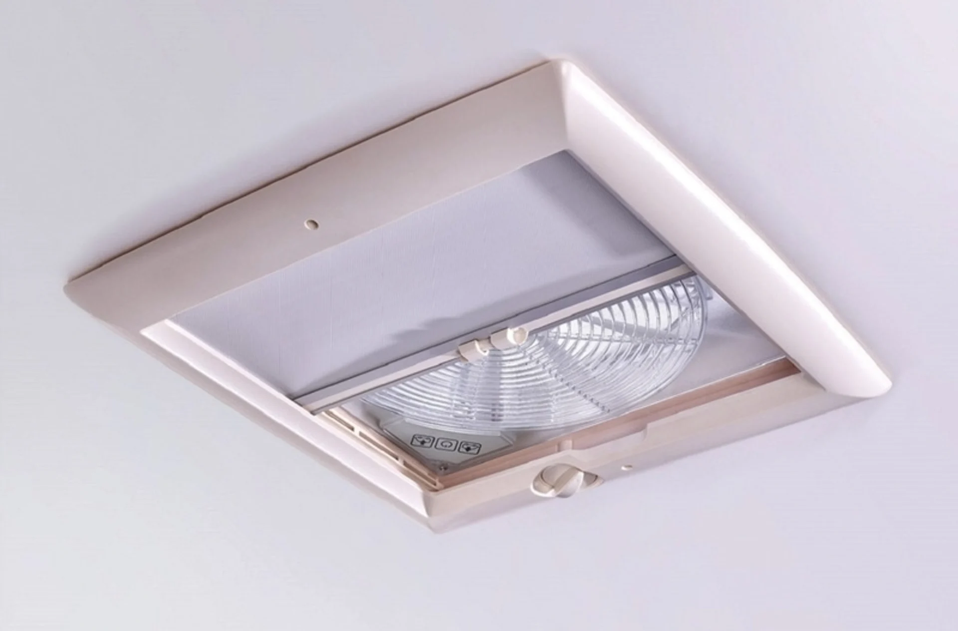 Lanterneau Omni-Vent avec ventilateur 40x40 blanc