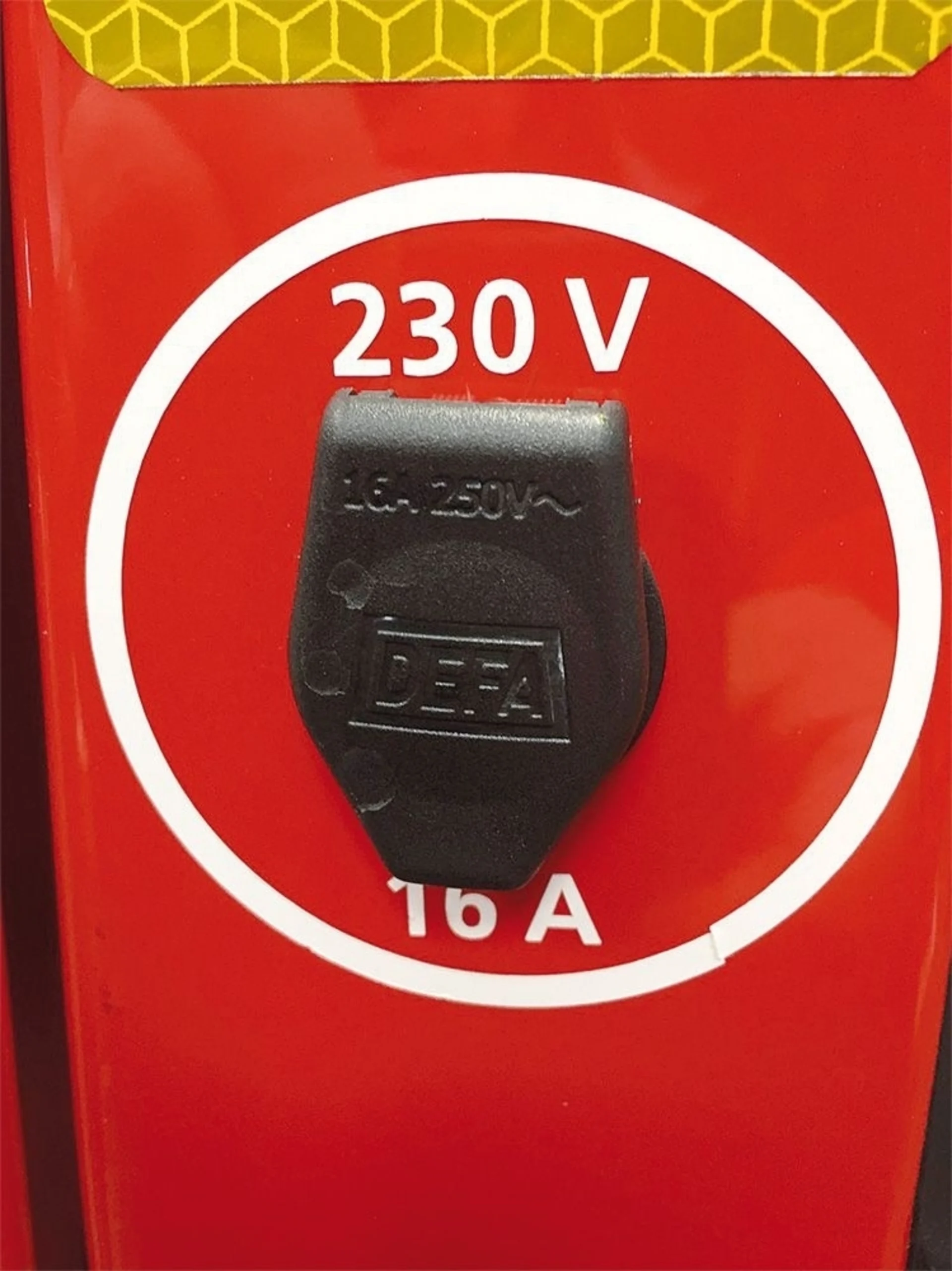 DEFA - Kit de raccordement 230 VAC 5.0 m avec fiche/prise