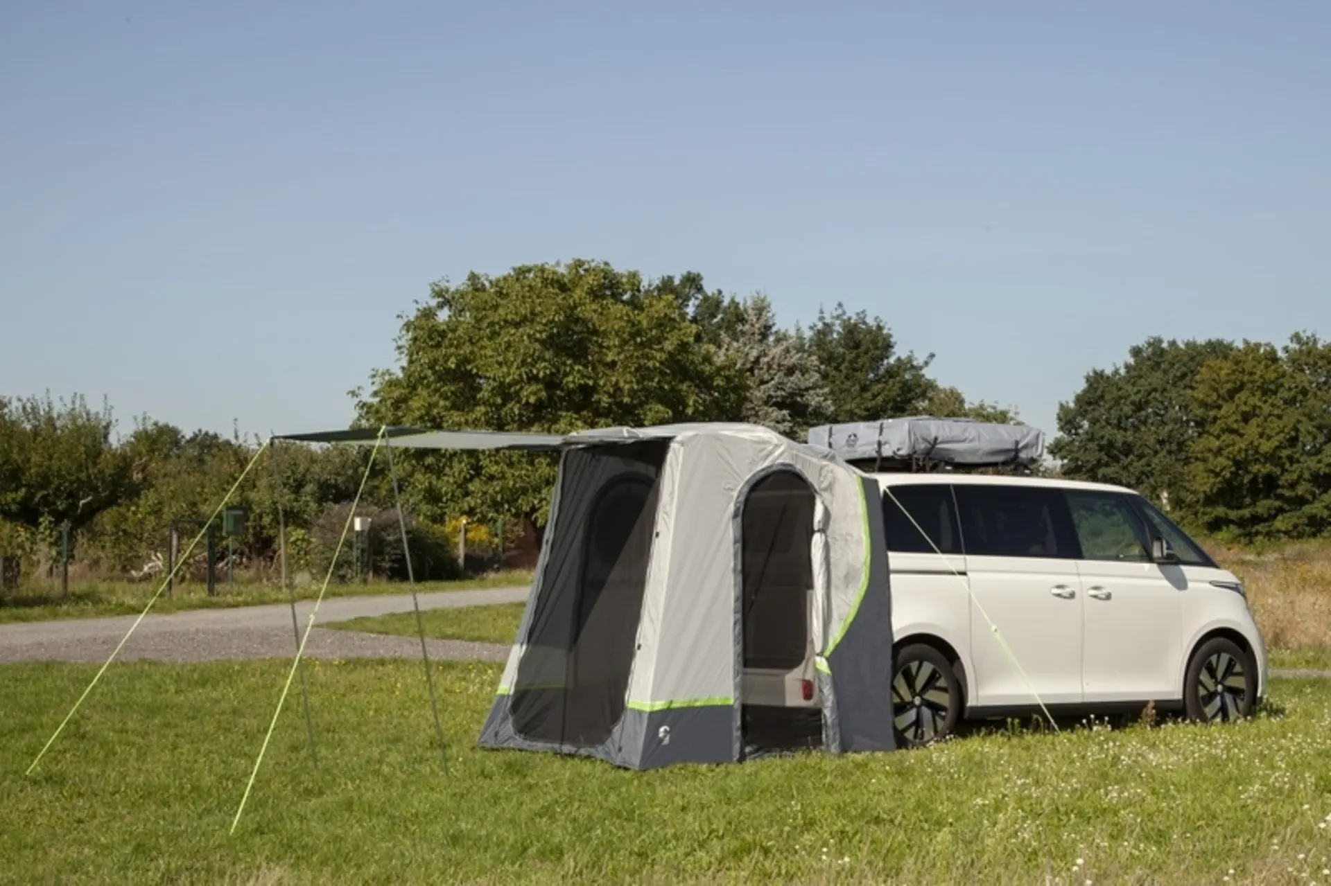 Tente arrière VW T5/T6 avec équipement premium et plancher cousu