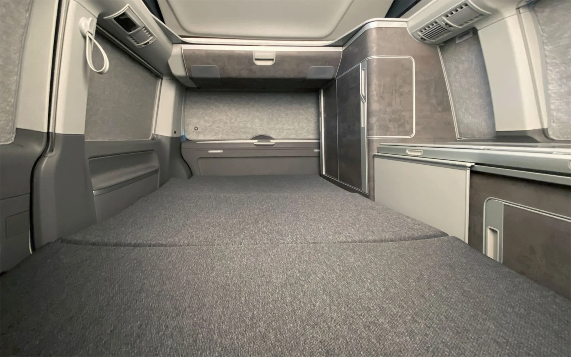 Hindermann Travel Tapis d'isolation intérieure Set VW T5 / T6 empattement long habitacle + hayon 5 pcs.