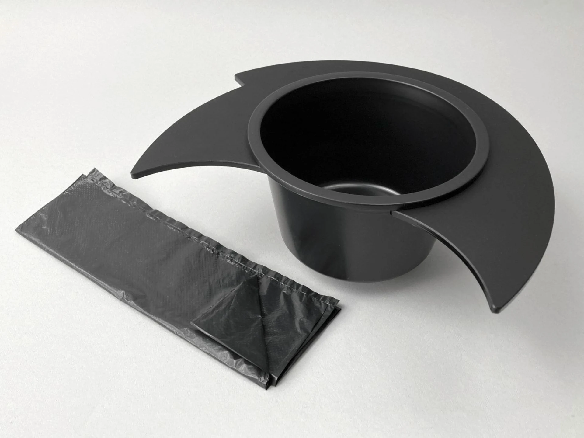 Flexaport Trenntoiletten-Einsatz Set passend für Thetford C220 schwarz/matt Acryl mit 50 Tüten geruchsdicht inkl. Folienschweißgerät 15 cm