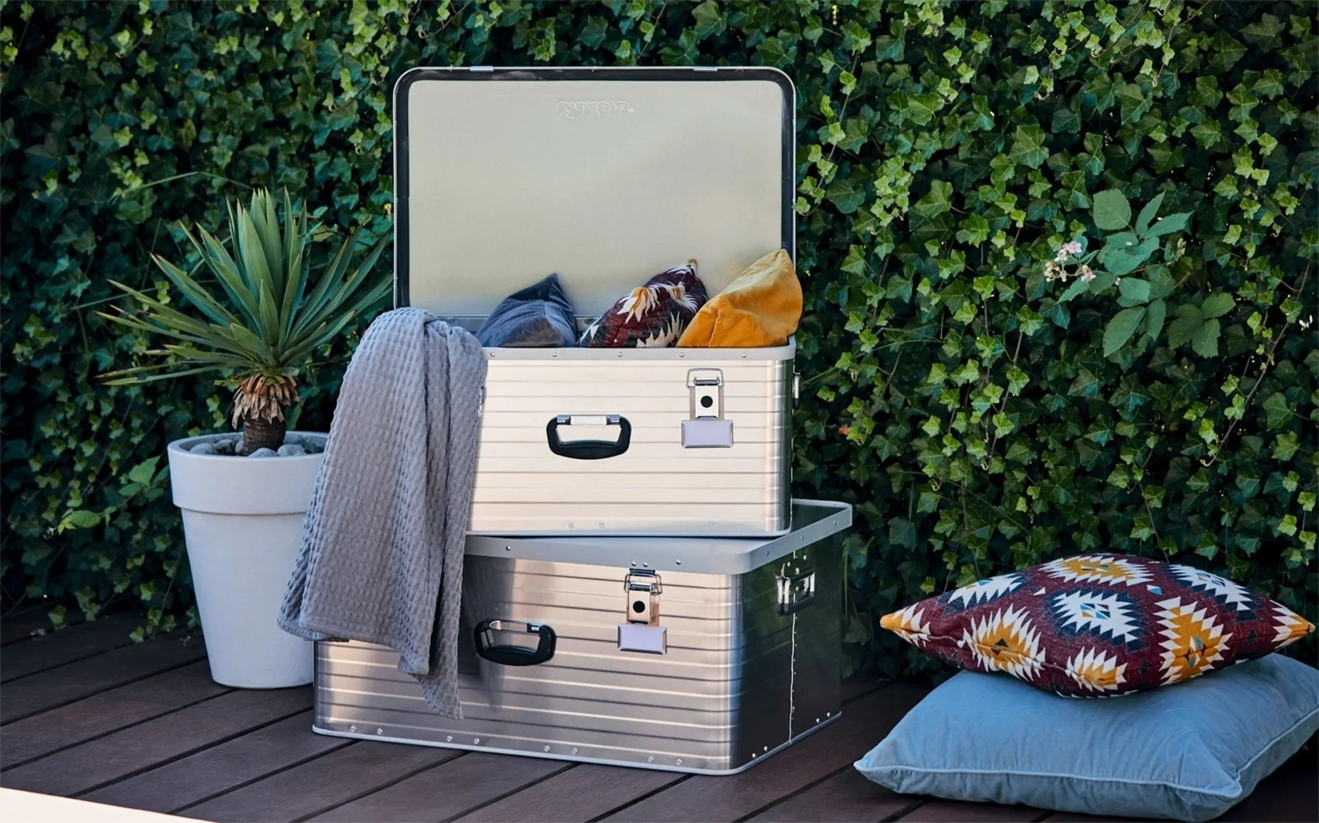 Enders Toronto M Classic Box Aluminiumbox 47 Liter silber