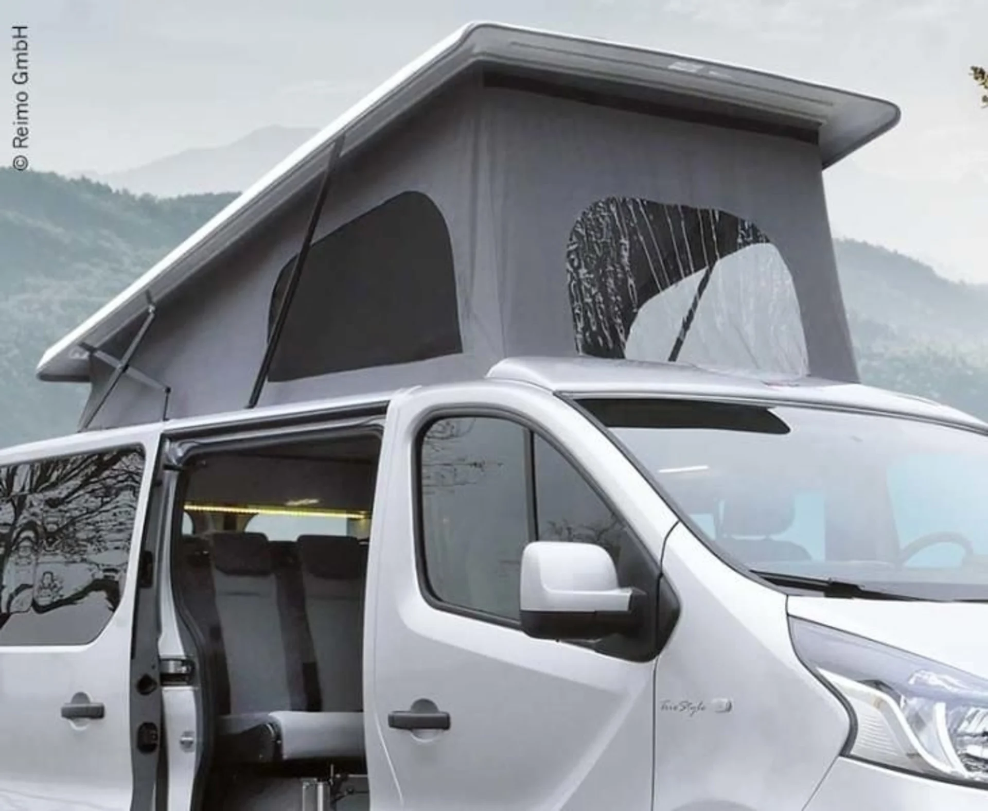 Schlafdach für Renault Trafic und baugleiche Fahrzeuge - Kurzer Radstand mit Sicherheitsverschluss
