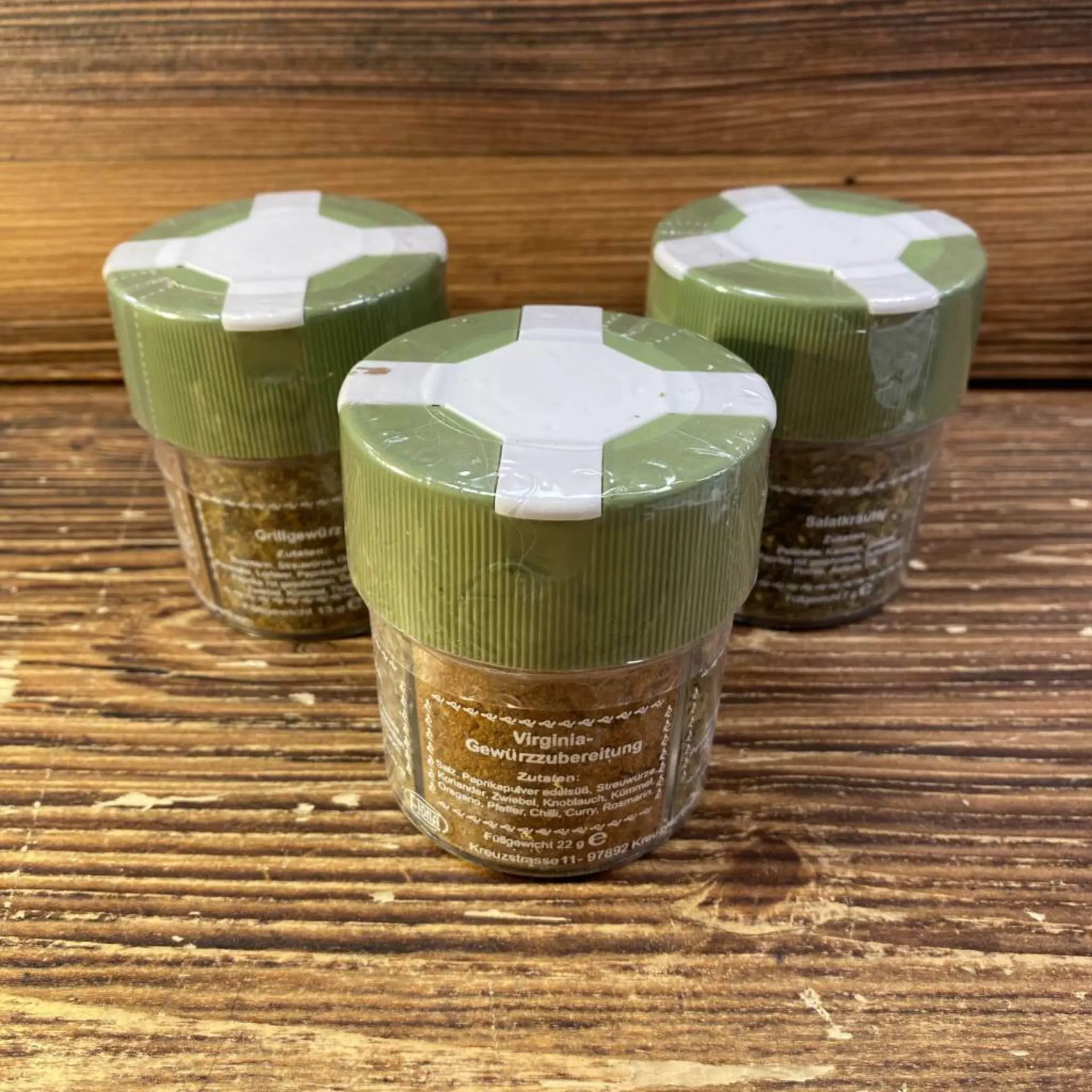 BasicNature saupoudreur d'épices pour barbecue 4 en 1 avec des herbes de Provence / herbes pour barbecue / épices pour salade / mélange Virginia