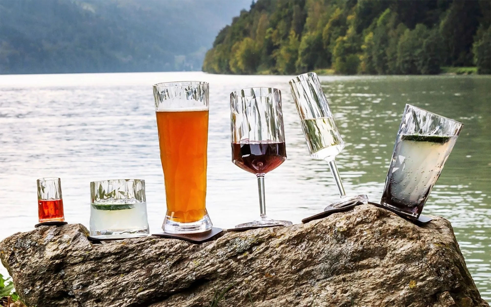 silwy® Magnet-Longdrink-Kunststoffgläser Transparent inkl. metallischem Gel-Untersetzer 2 Stk. (300 ml)