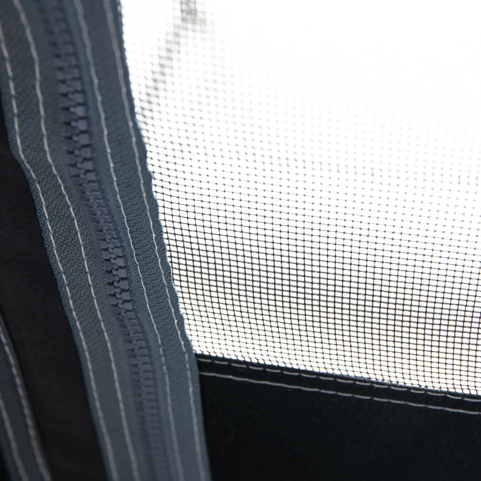 Dometic HUB Mesh-Türeinsatz für Heckpavillon