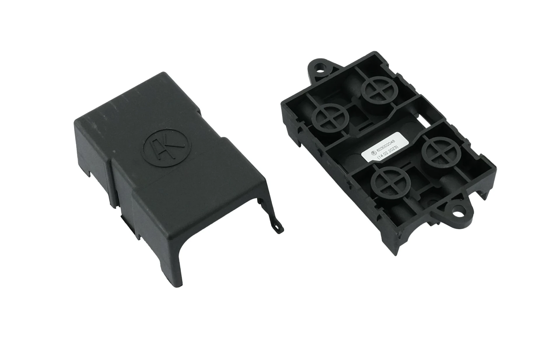 AK Sicherungsdose 2-pol. f. MEGA-Sicherungen 4 x M8, 100x64x55mm