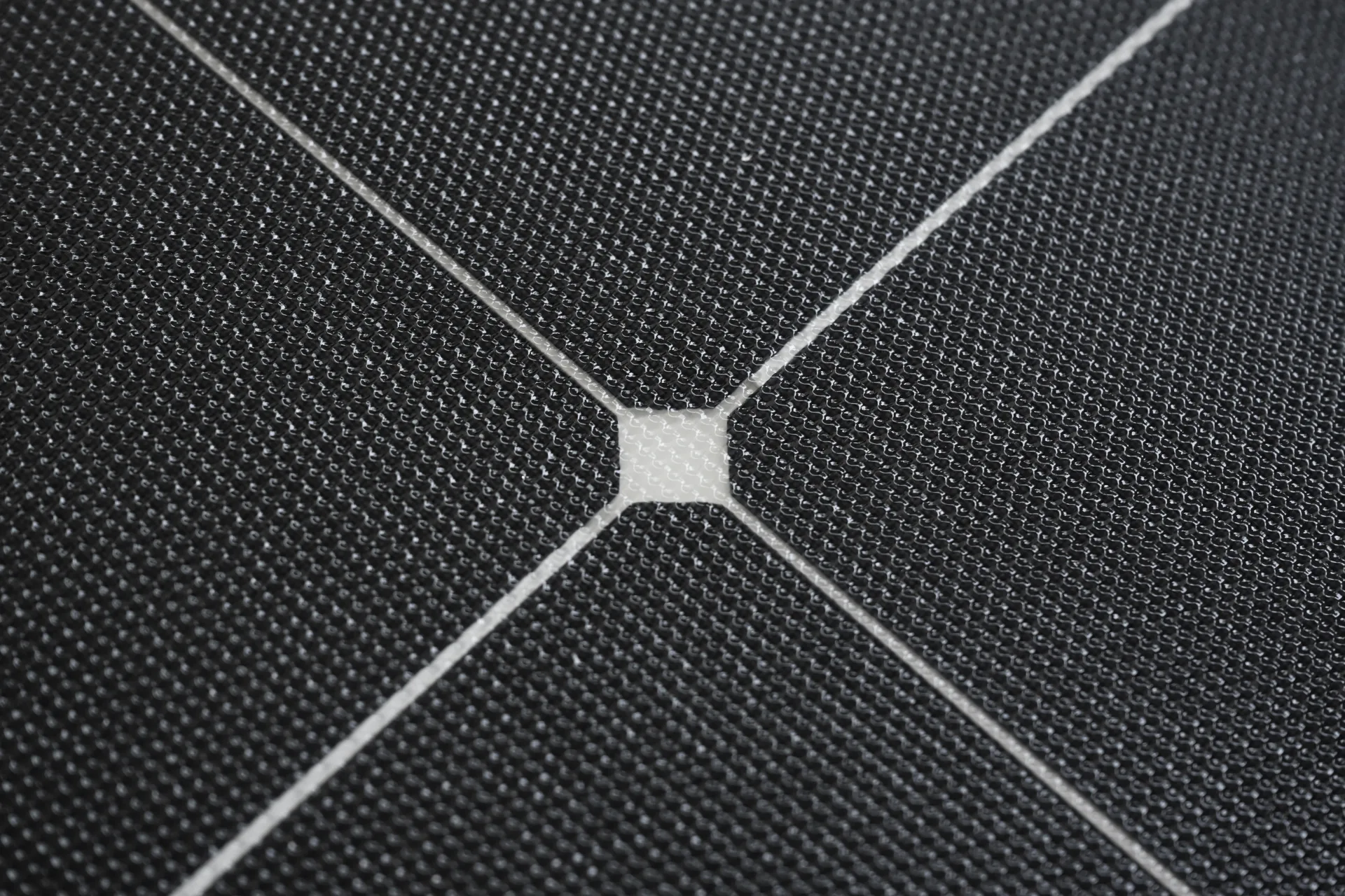 Outmove Flexibles 165W Solarpanel SunPower - High Efficiency
