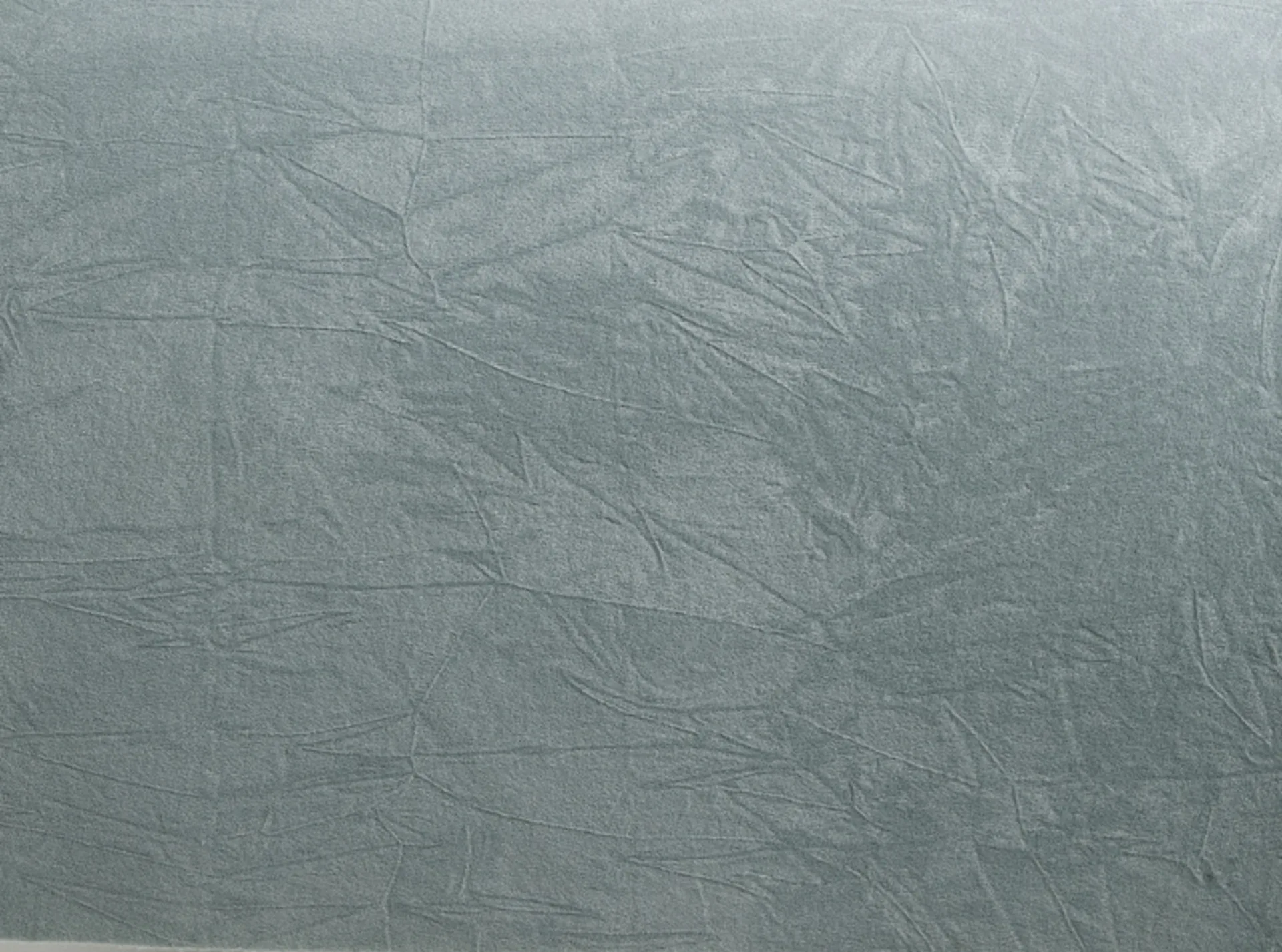 Moquette Isovelours 4mm anthracite 140cm de large, 10m de long Moquette Isovelours 4mm anthracite 140cm de large, 10m de long