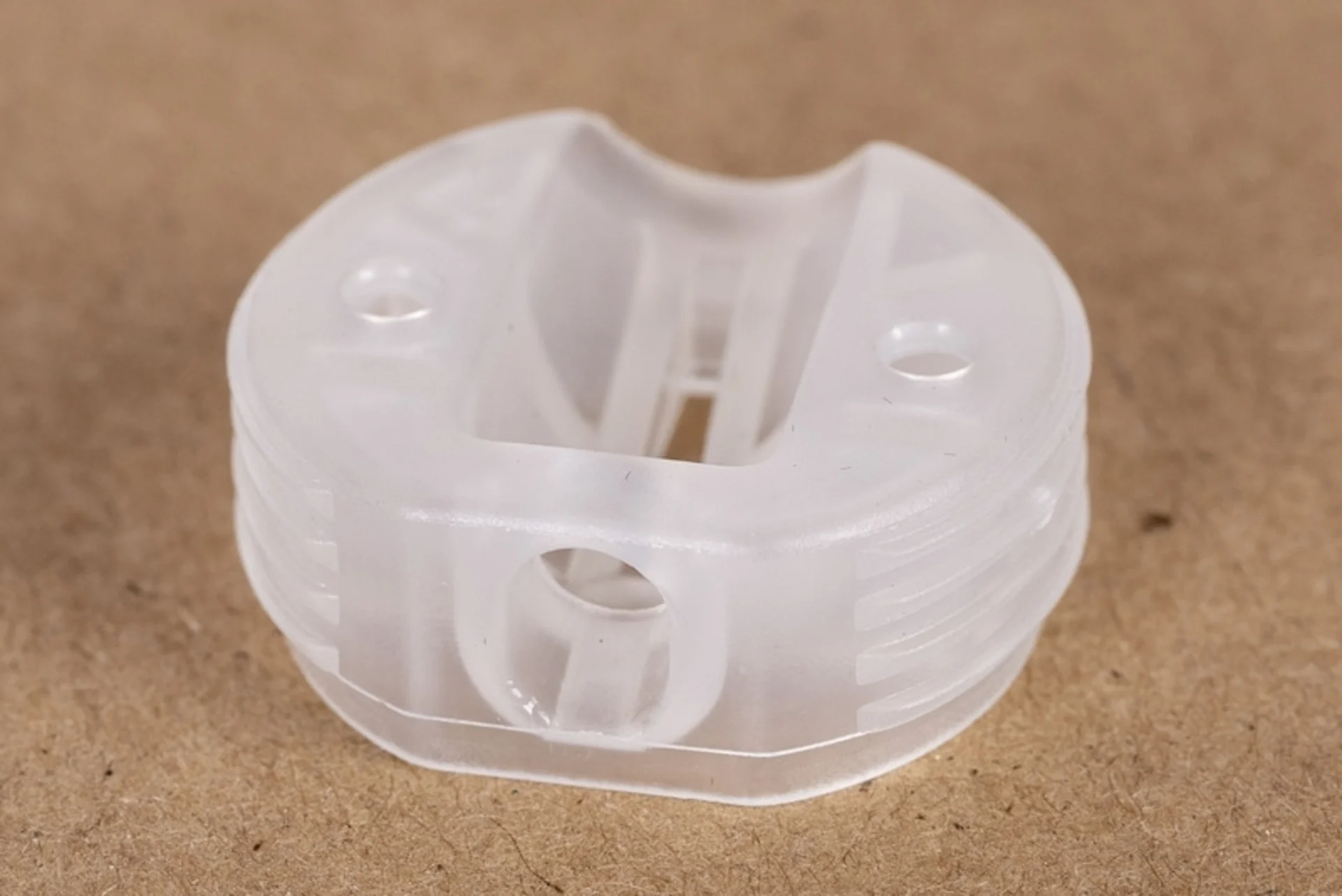 Kunststoff-Möbelverbinder - Ø 22,8 mm - Transparent