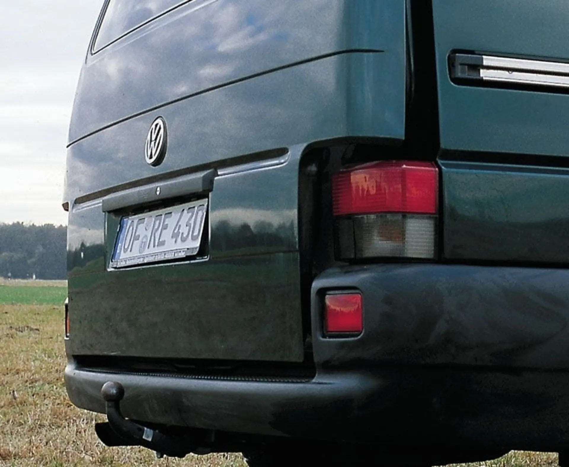 Heckklappenaufsteller Airlock für Ford Transit ab Bj, 2000 - sichere Belüftung für die Heckklappe
