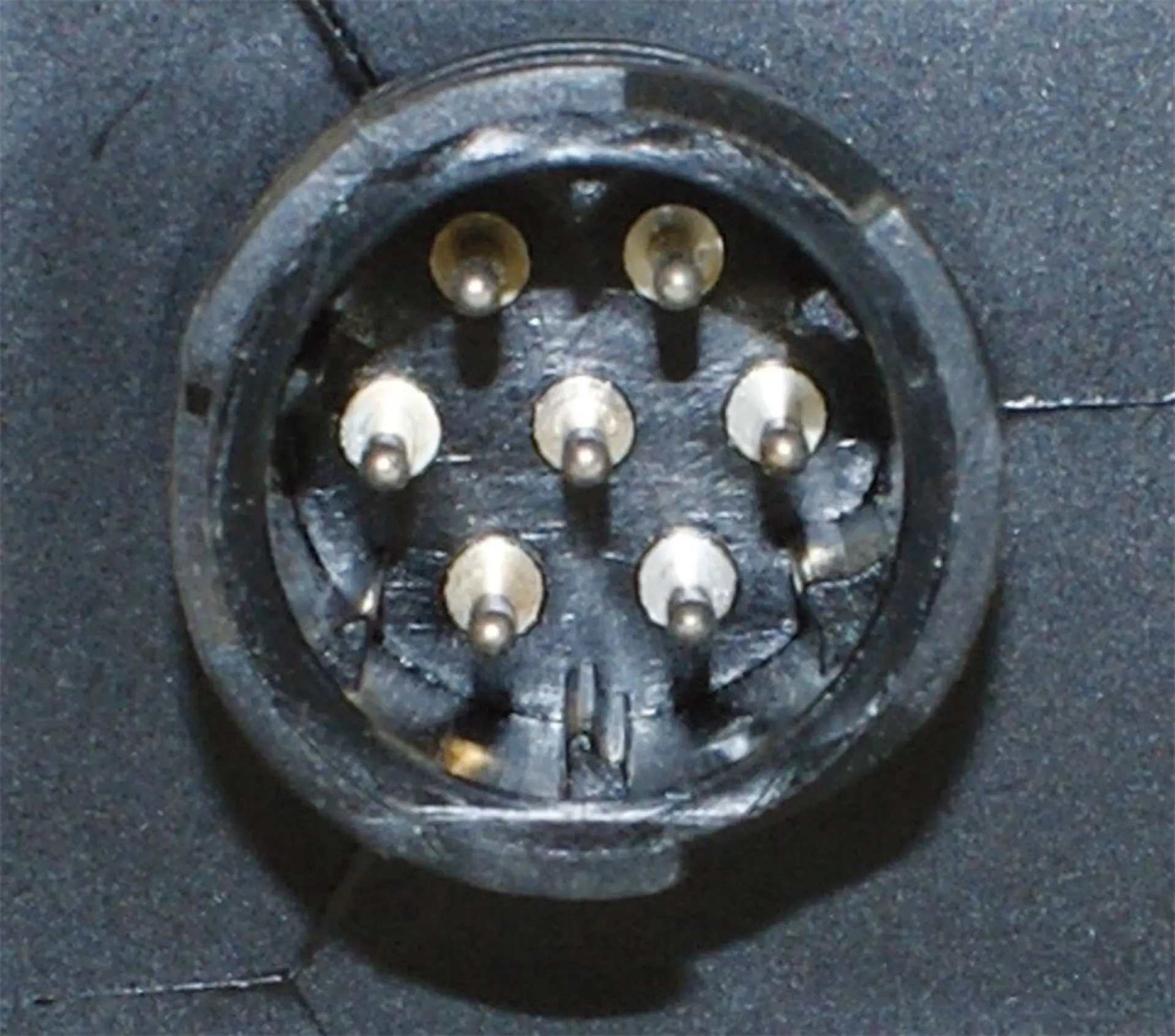 Vignal - LED-Schlussleuchte LC10 24V links 357x130mm, mit Zentralstecker seitl., KZL Vignal - LED-Schlussleuchte LC10 24V links 357x130mm, mit Zentralstecker seitl., KZL