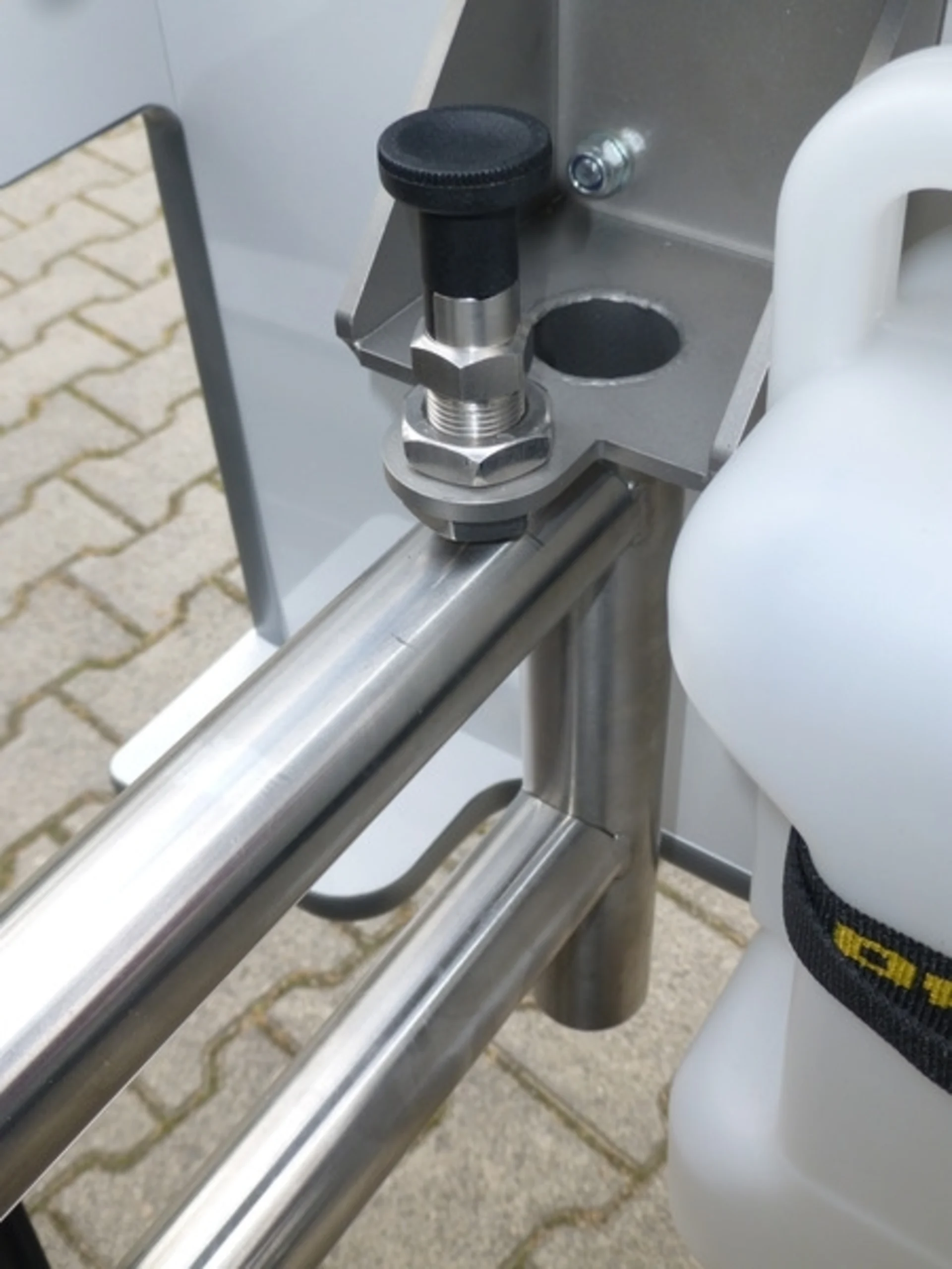 Cuisine pivotante pour Mercedes Vito long