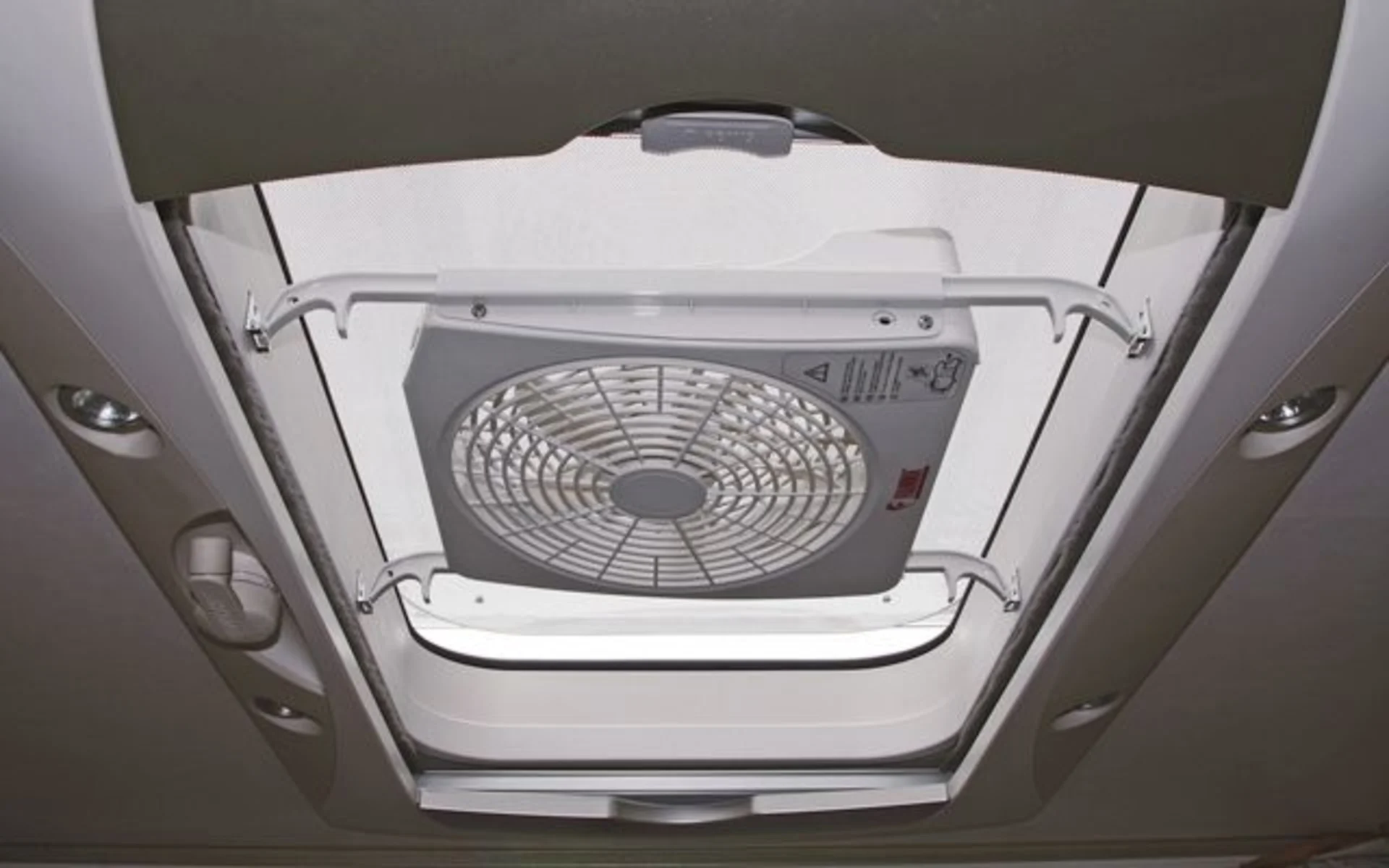 Fiamma Turbo Kit ventilateur 12 V pour lanterneaux de 40 x 40 - 50 x 70 cm