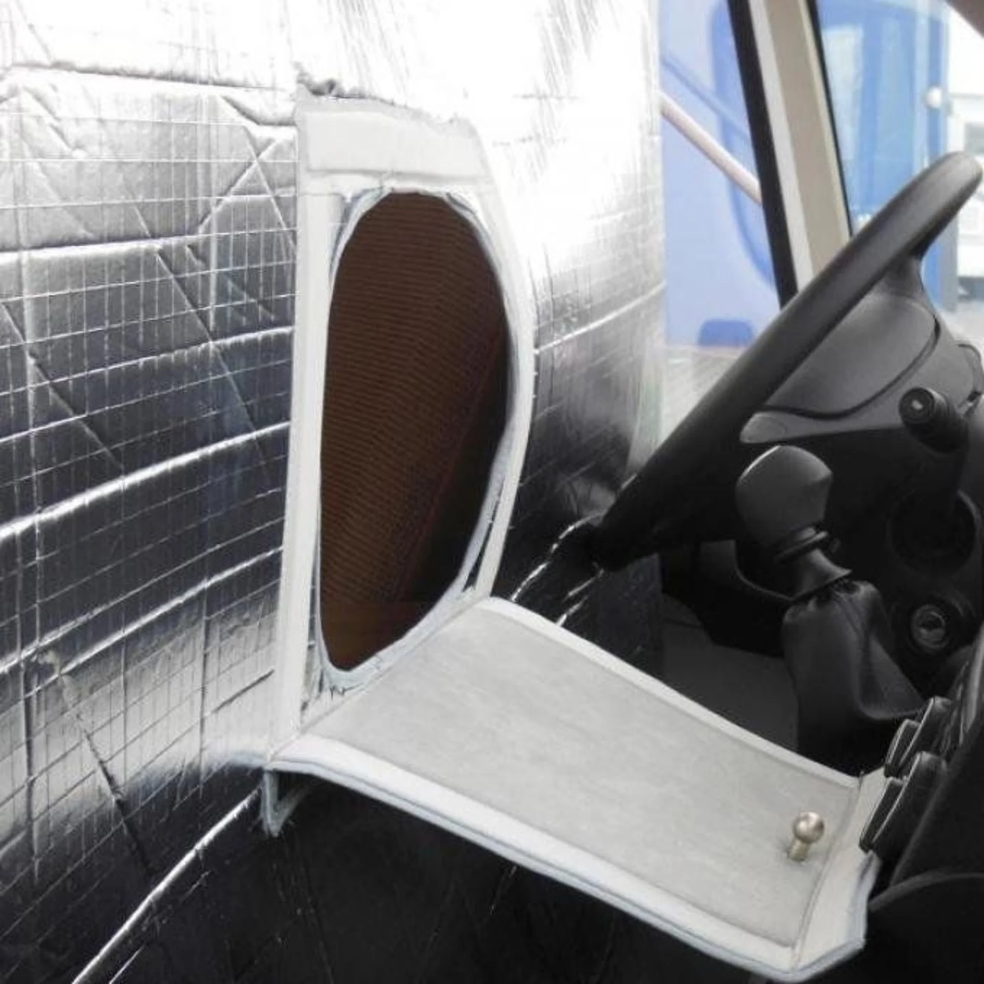 Hindermann Thermovorhang Ducato Radiozugang