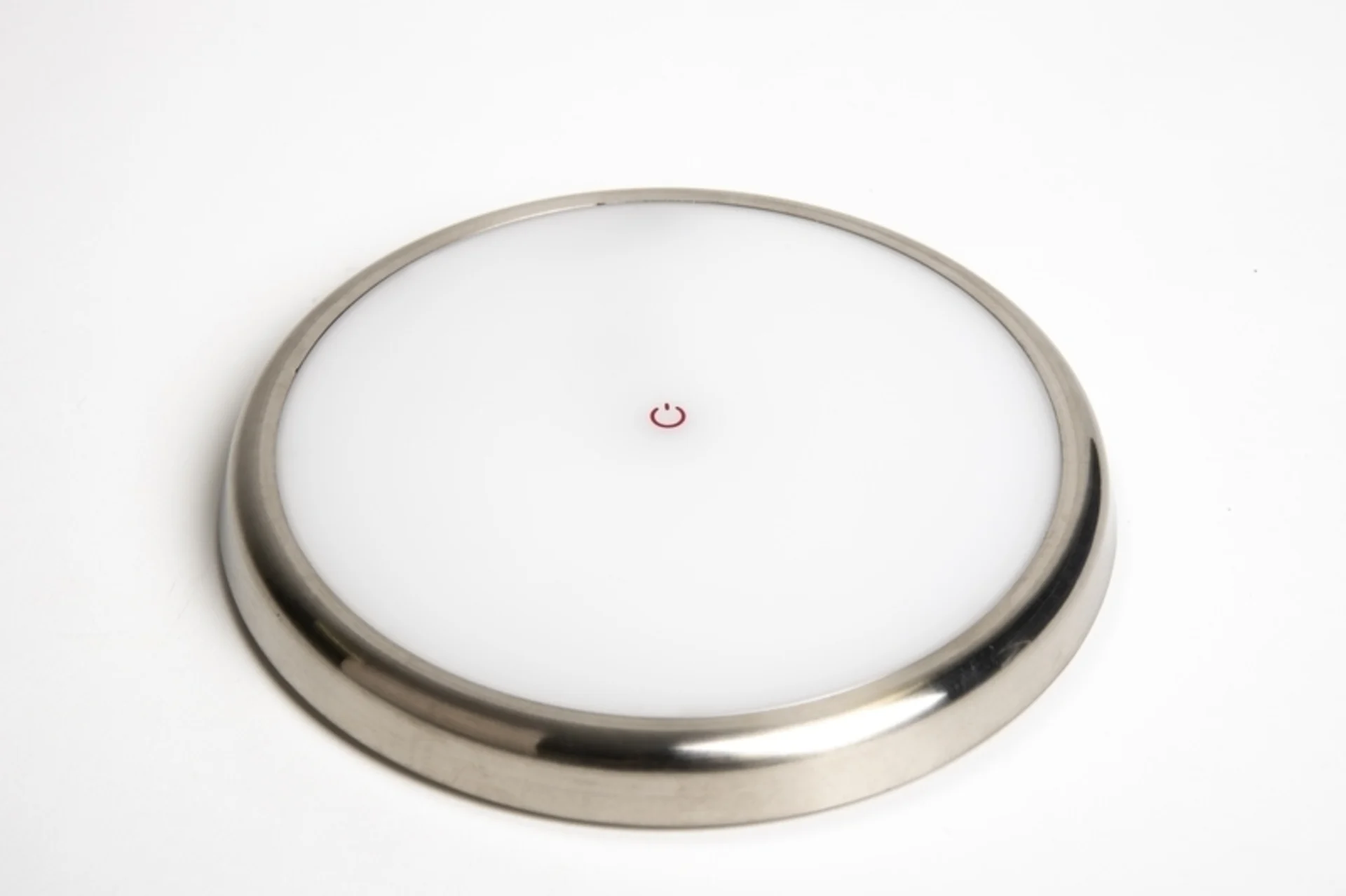 Plafonnier LED au design chromé de Carbest