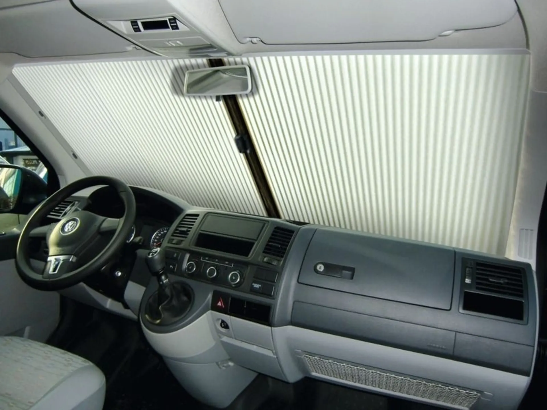 REMIfront Frontscheibenrollo für VW T5 ab Baujahr 2010 in Grau