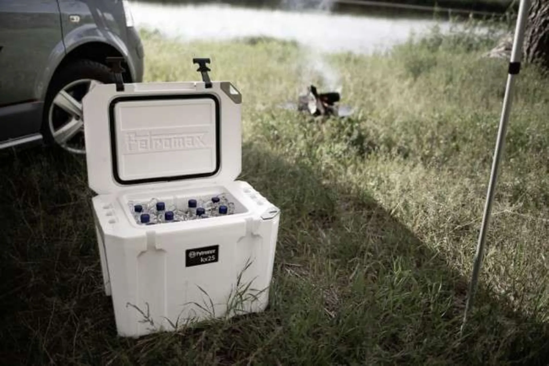 Petromax Passiv-Kühlbox 25 Liter weiß