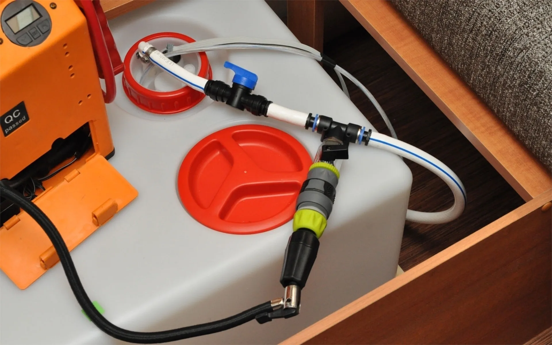 Floe Entwässerungsausrüstung für Frischwassersystem von Wohnwagen / Reisemobil