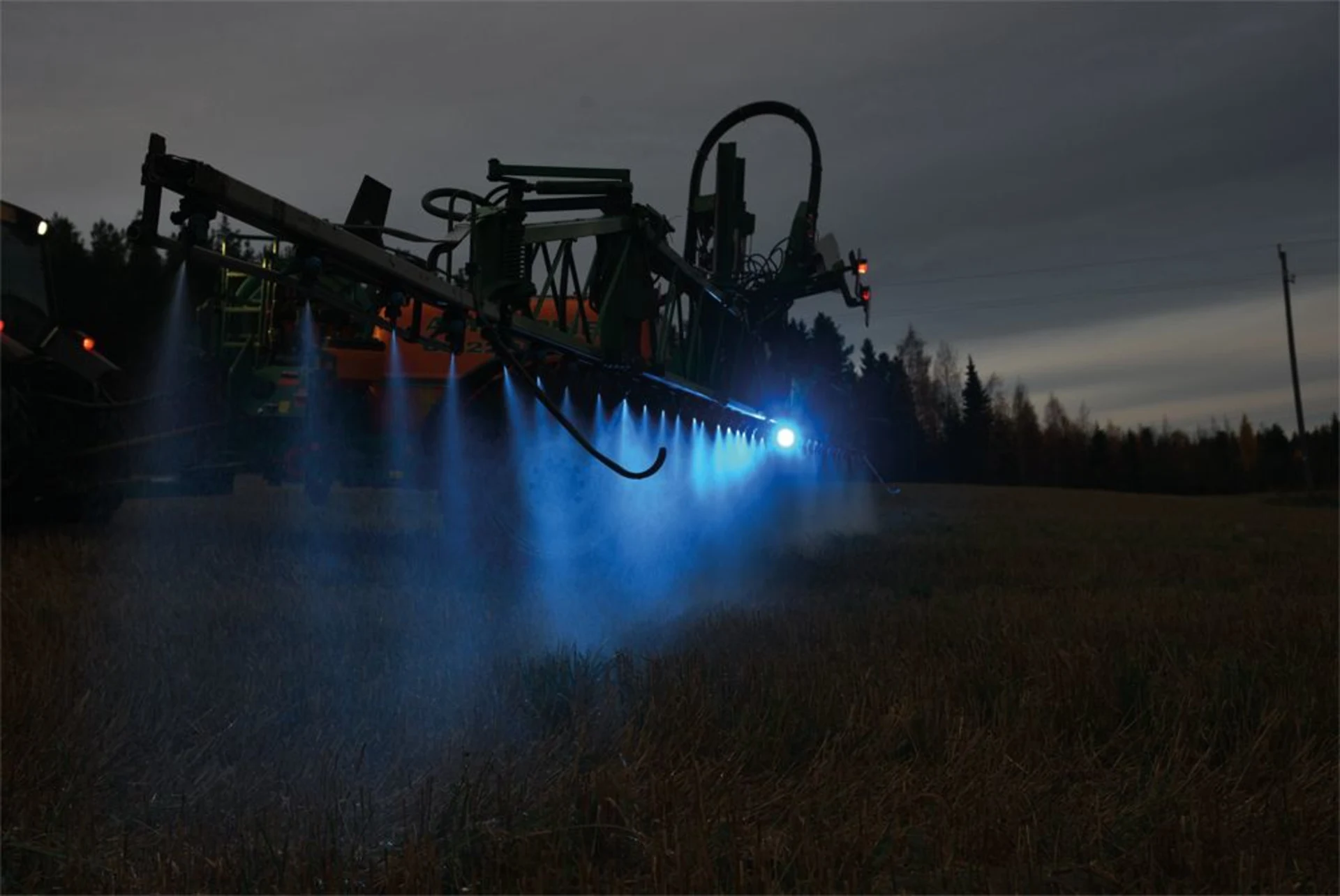 Nordic SCORPIUS 400 Blue LED-Arbeitsscheinw. **blaues Licht** ideal bei Sprühfahrzeugen