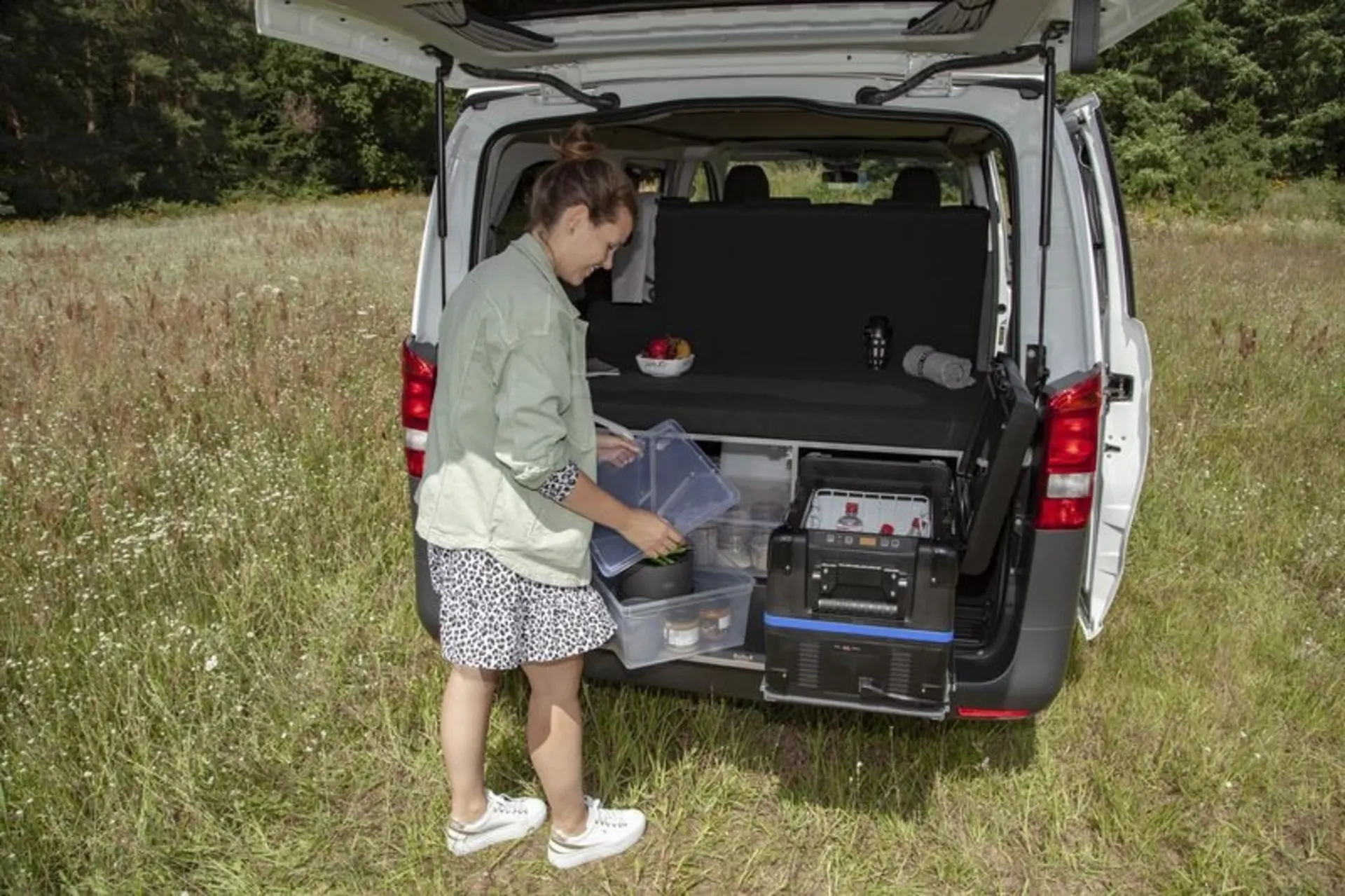 Reimo CampingBox für VW T6.1/T6/T5 und Mercedes Benz Vito mit Weekender Sitzbank