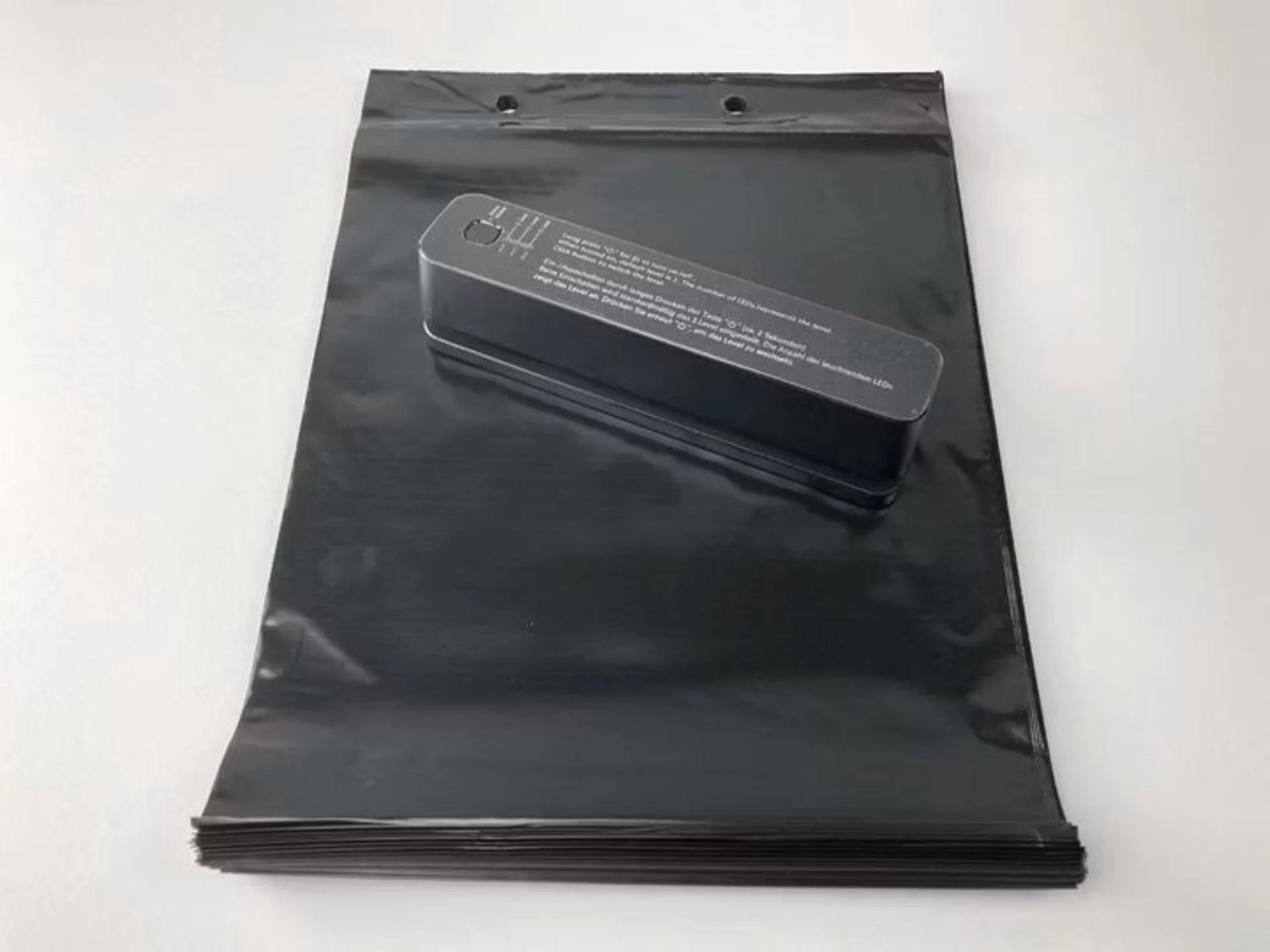 Kit d'insert pour toilettes à séparation Flexaport, compatible avec le modèle Thetford C220, en acrylique blanc mat, avec 50 sachets anti-odeurs et un soudeur de film de 15 cm inclus