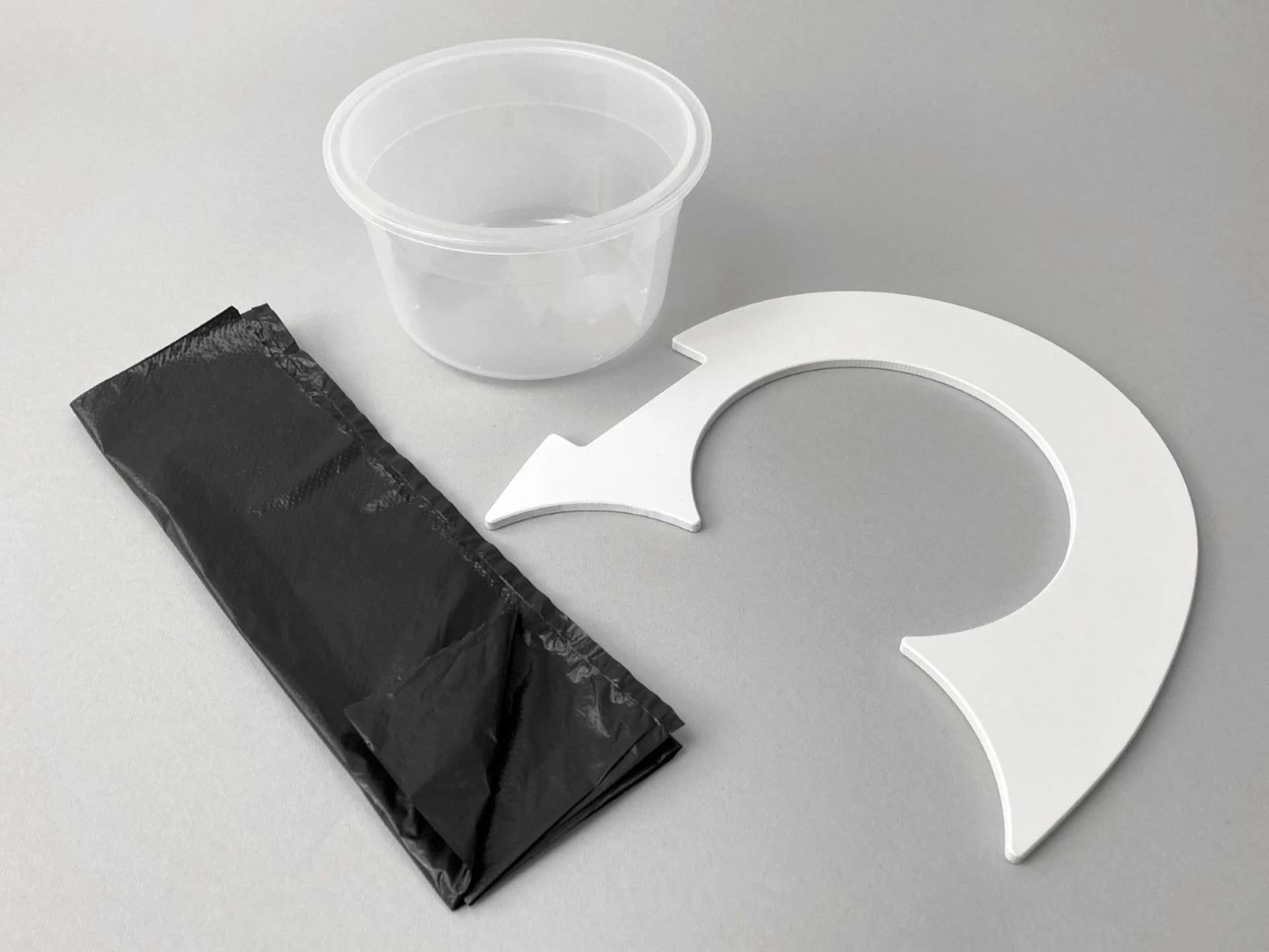 Kit d'insert pour toilettes à séparation Flexaport, compatible avec le modèle Dometic Saneo CS, en PVC blanc, avec 50 sachets anti-odeurs, y compris un soudeur de film de 15 cm Kit d'insert pour toilettes à séparation Flexaport, compatible avec le modèle Dometic Saneo CS, en PVC blanc, avec 50 sachets anti-odeurs, y compris un soudeur de film de 15 cm