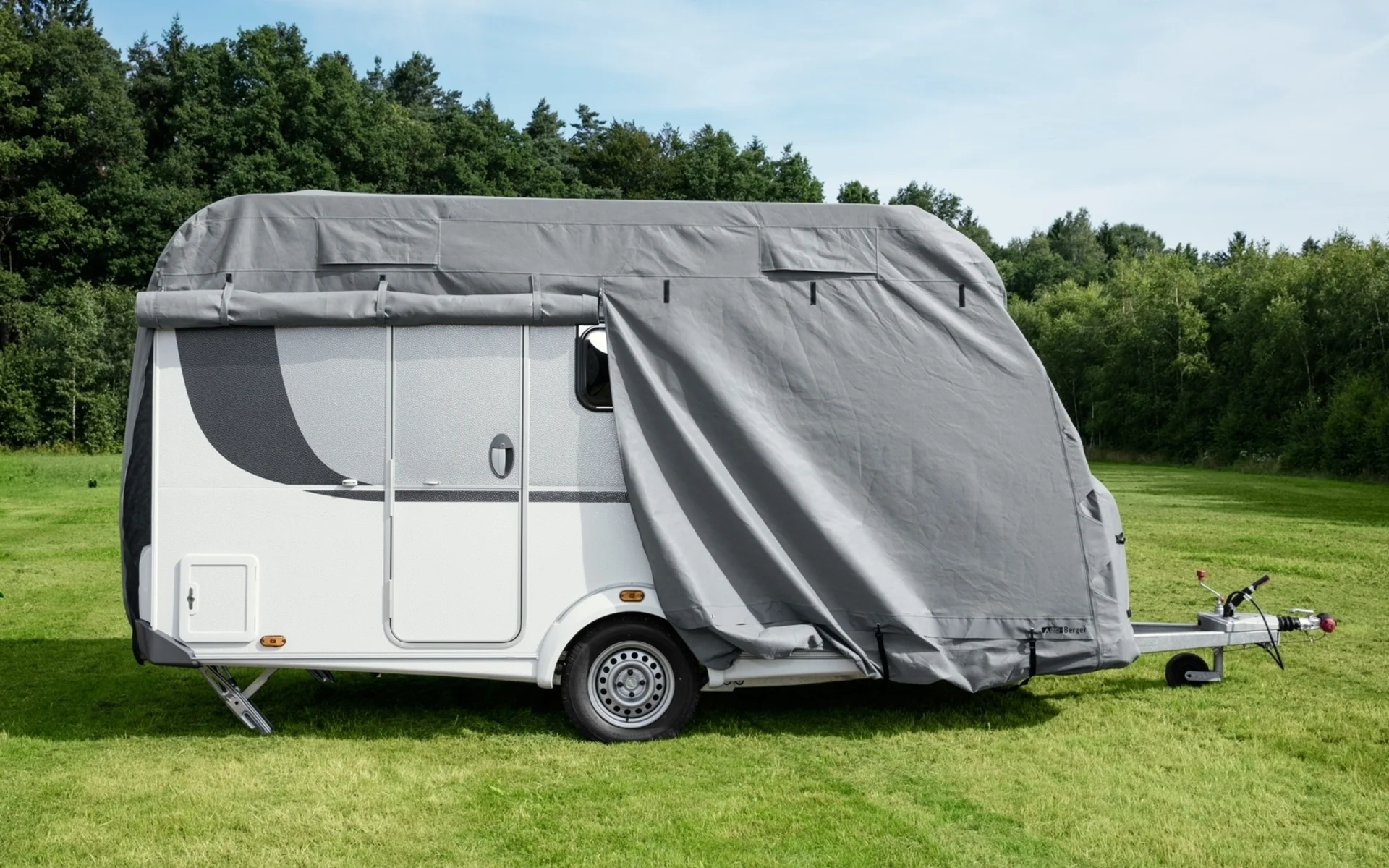 Berger Wohnwagen Schutzhülle mit Abspannmaterial Höhe 220 cm Länge 750 - 810 cm