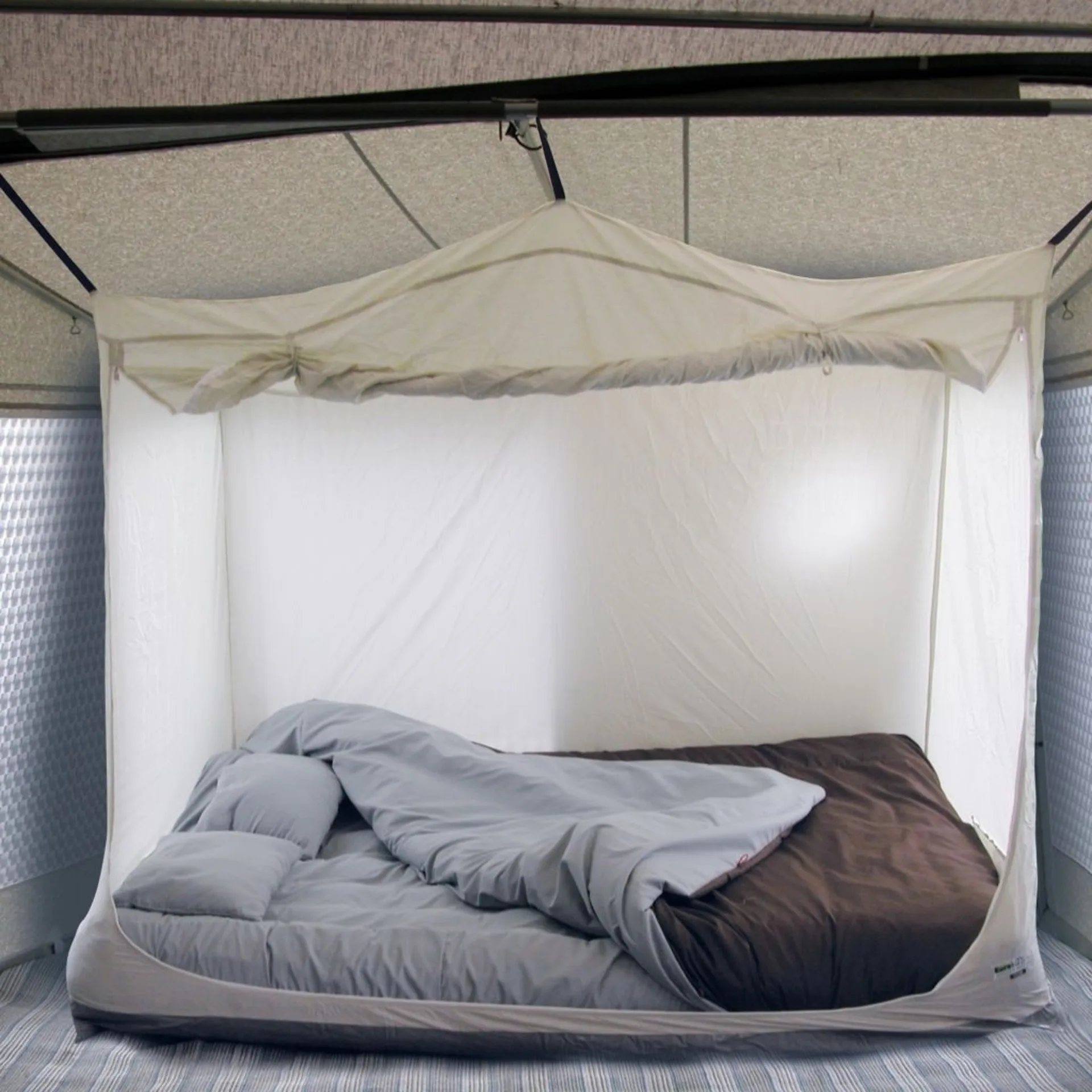 Cabine à coucher de luxe 200 x 145 x 135 cm