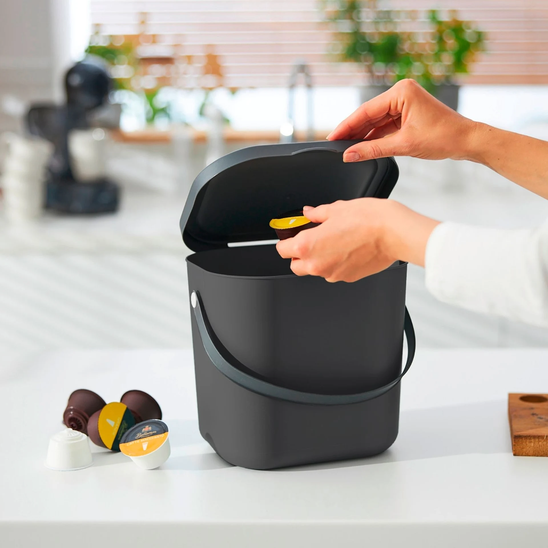 Rotho Recycling Müllsystem Albula 6 Liter anthrazit Rotho Recycling Müllsystem Albula 6 Liter anthrazit