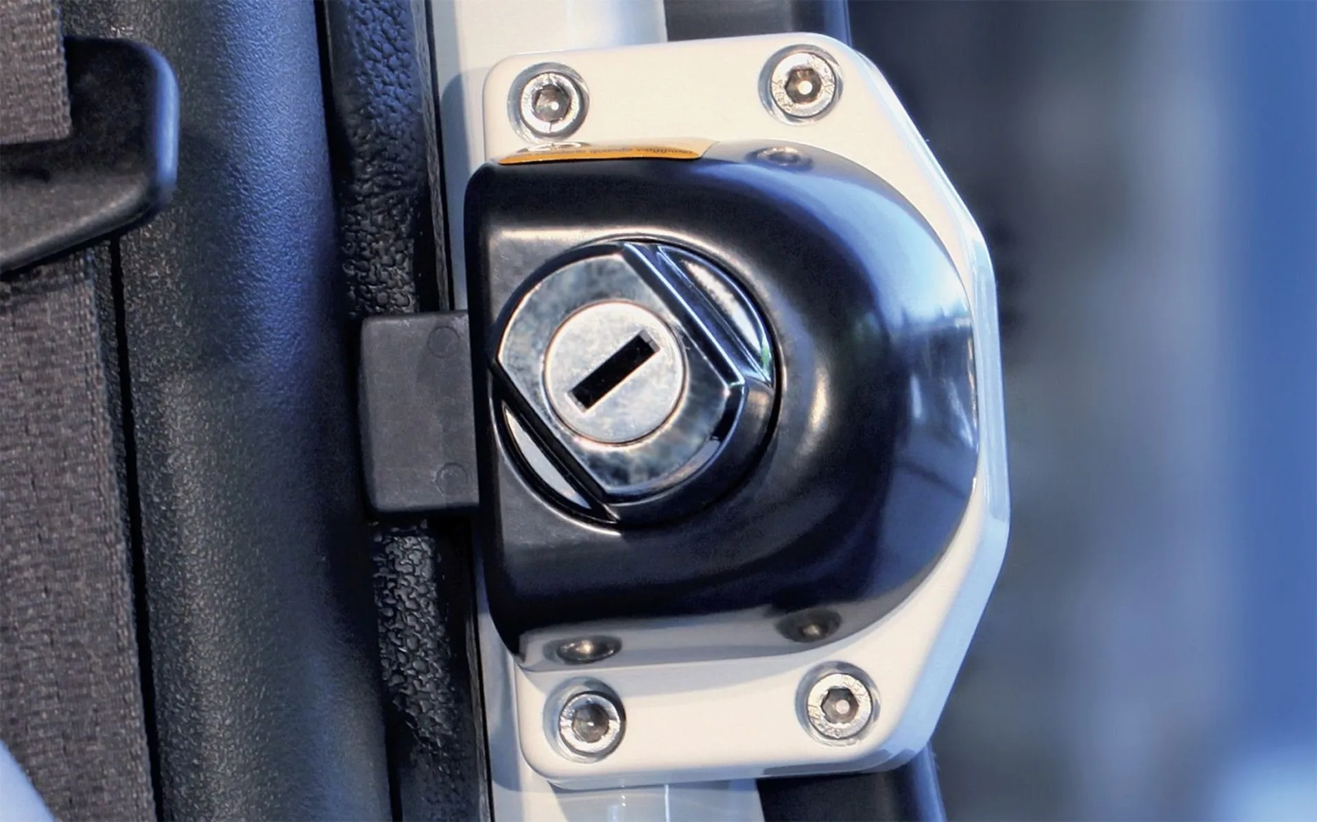HEOSafe Renault Master, Opel Movano 2000-2010, Iveco Daily 2000-2014 Diebstahlschutzschlösser 2 Stück abschließbar