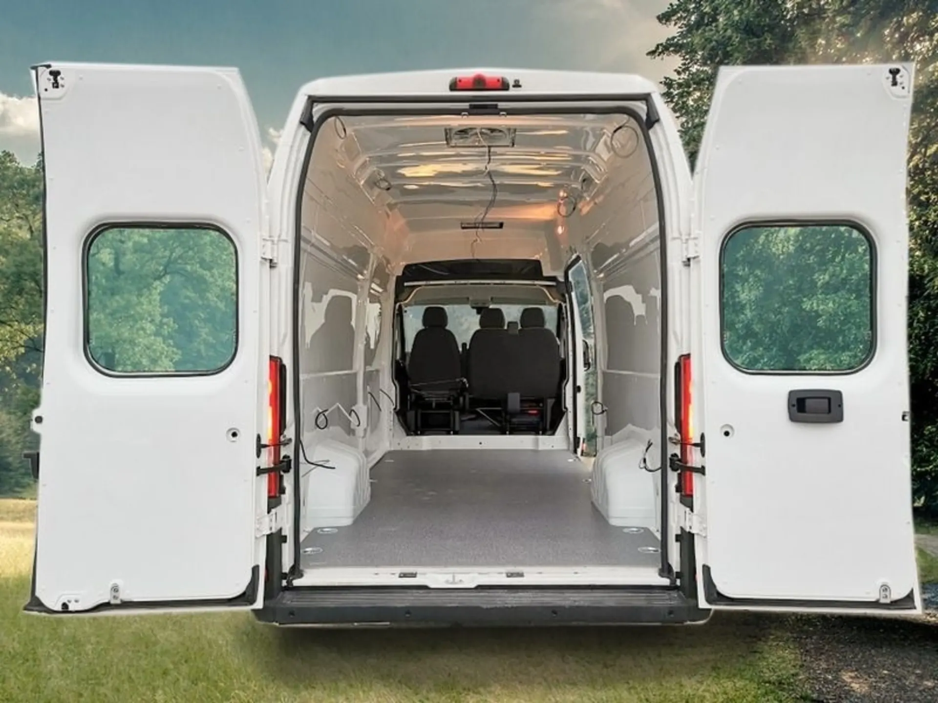 Fiat Ducato Seitenverkleidung in Weiss