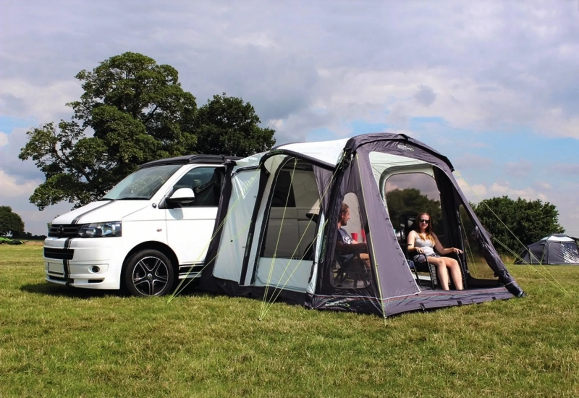 Auvent de bus gonflable Movelite 2 Lowline pour une hauteur de 180-220 cm Auvent de bus gonflable Movelite 2 Lowline pour une hauteur de 180-220 cm