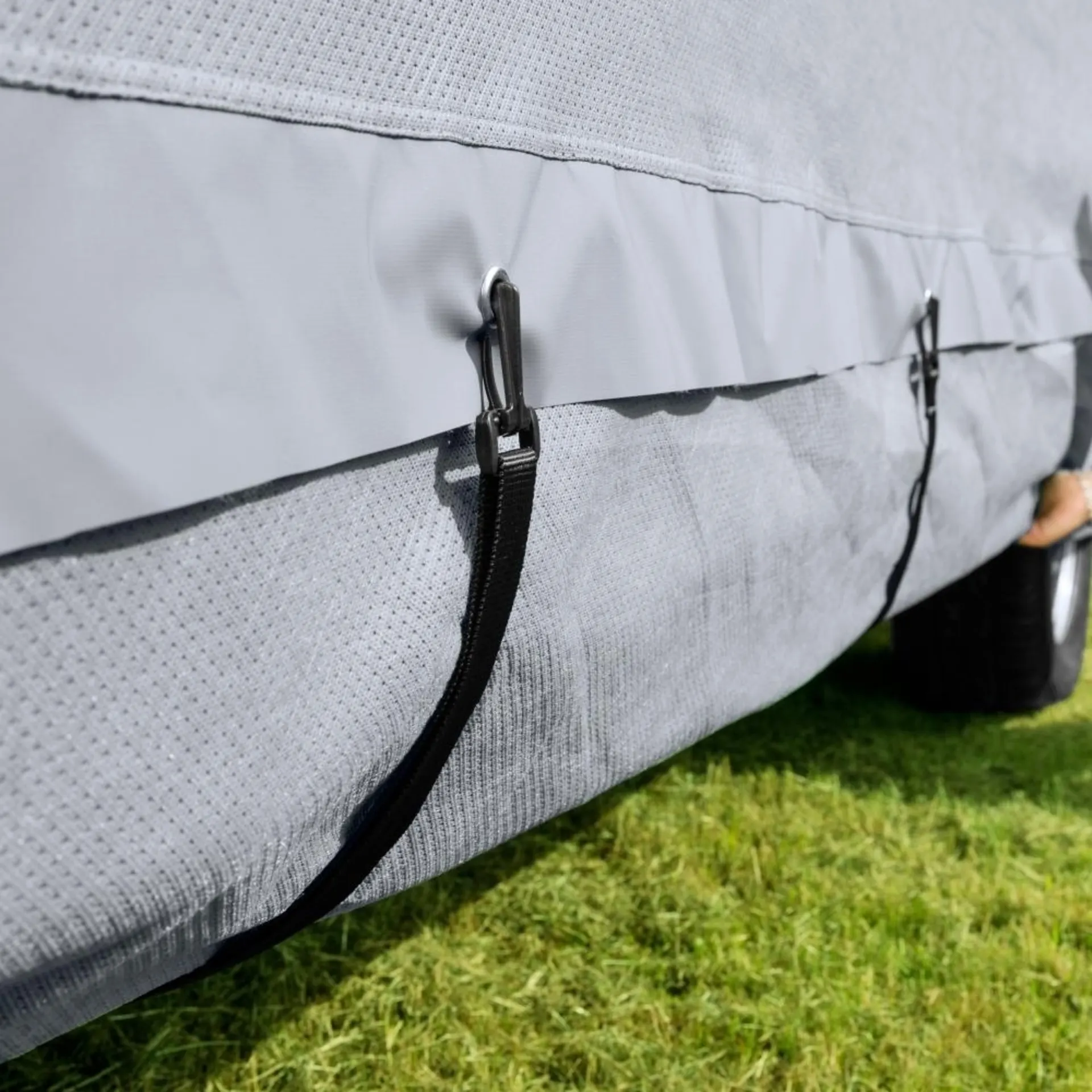 Housse de protection pour caravane Berger avec matériel de haubanage 8,1 x 2,5 x 2,2 m