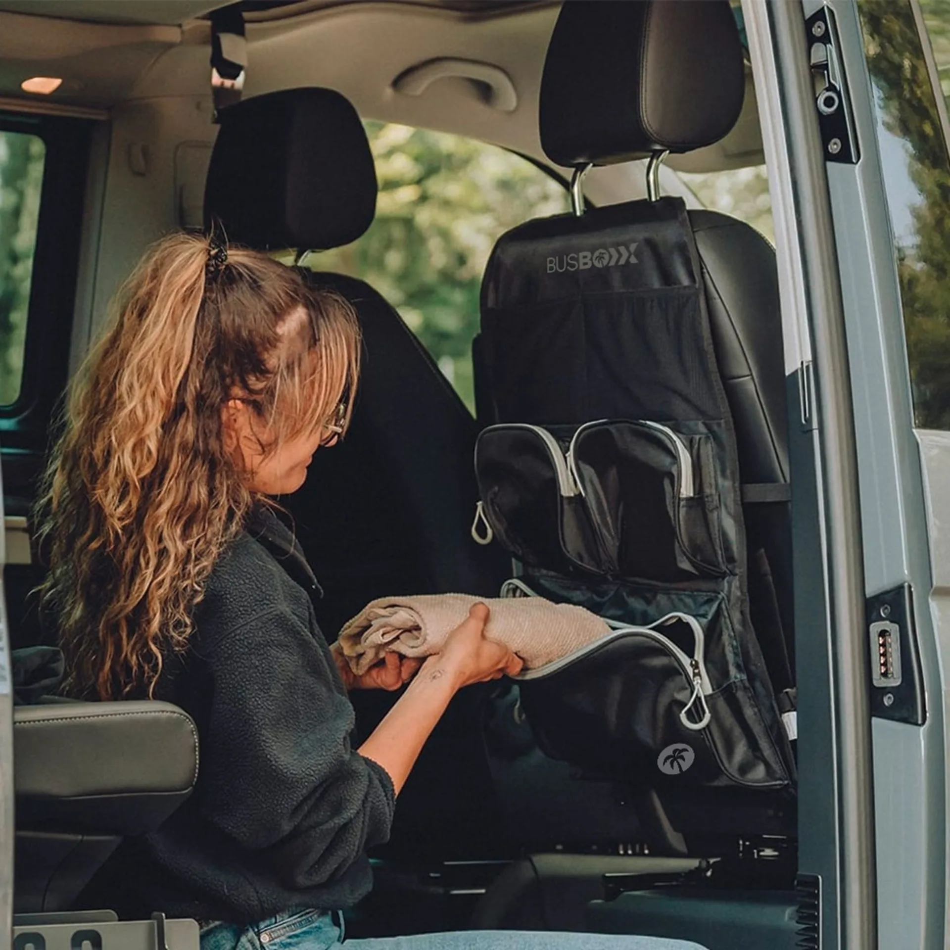 BusBoxx utilityBOXX Rücksitztasche / Stauraum für Vordersitze des VW T5 / T6 / T6.1