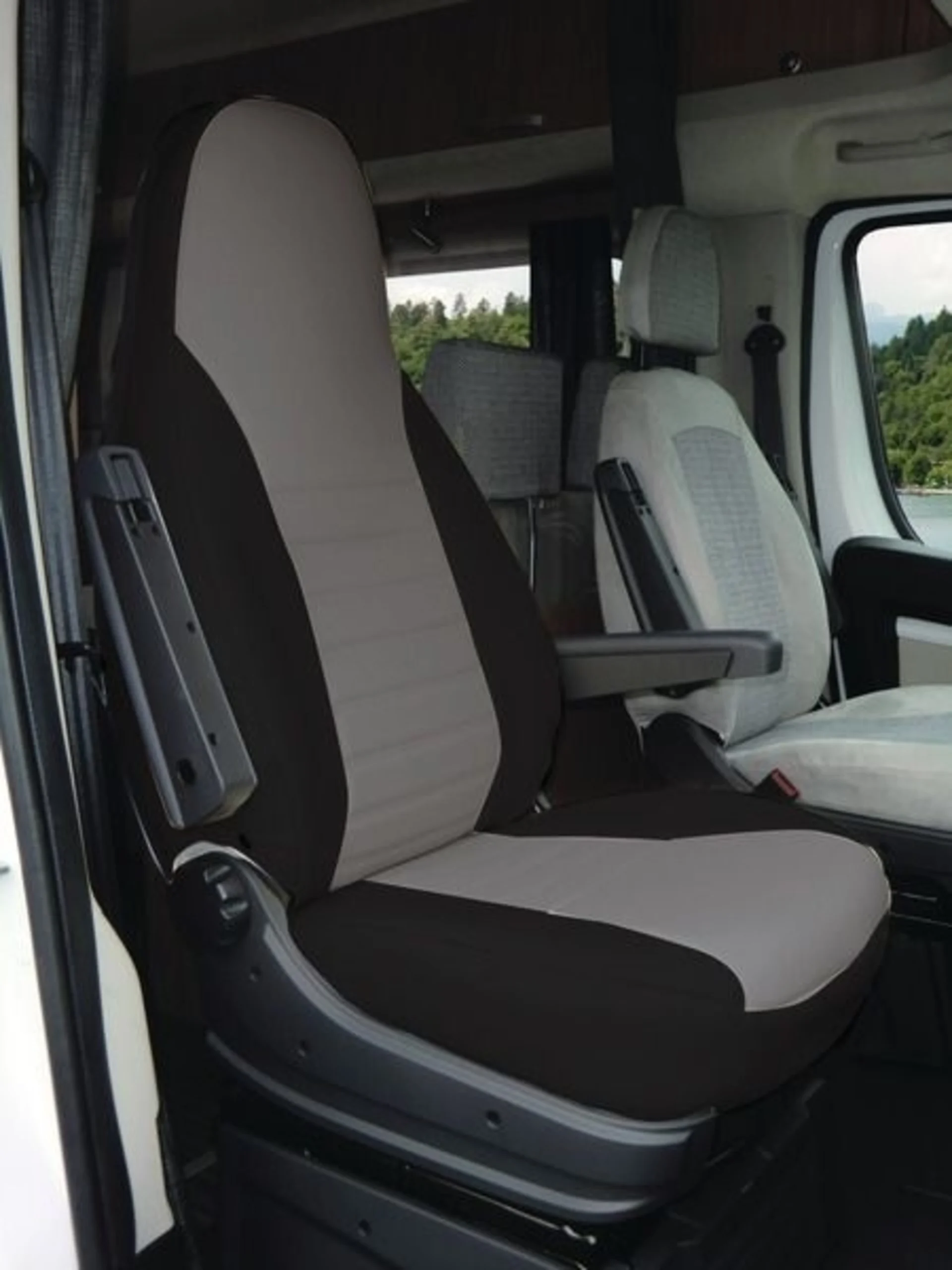 Housse de protection pour Fiat Ducato à partir de l'année 2014 - noir / gris