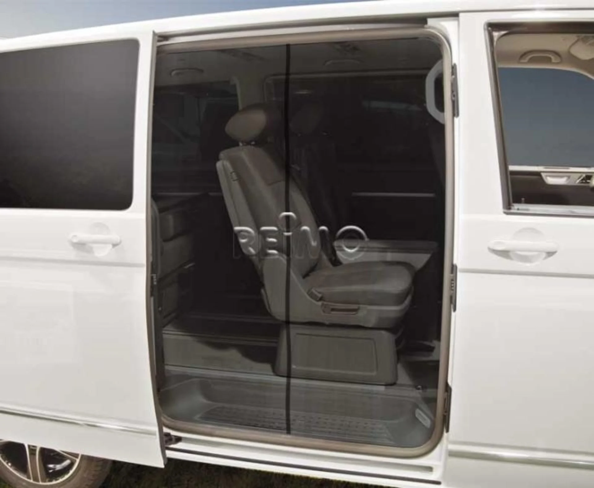 Moustiquaire pour porte coulissante et hayon VW-T5 à partir de 2003 pour Multivan, Caravelle et Startline avec habillage confort