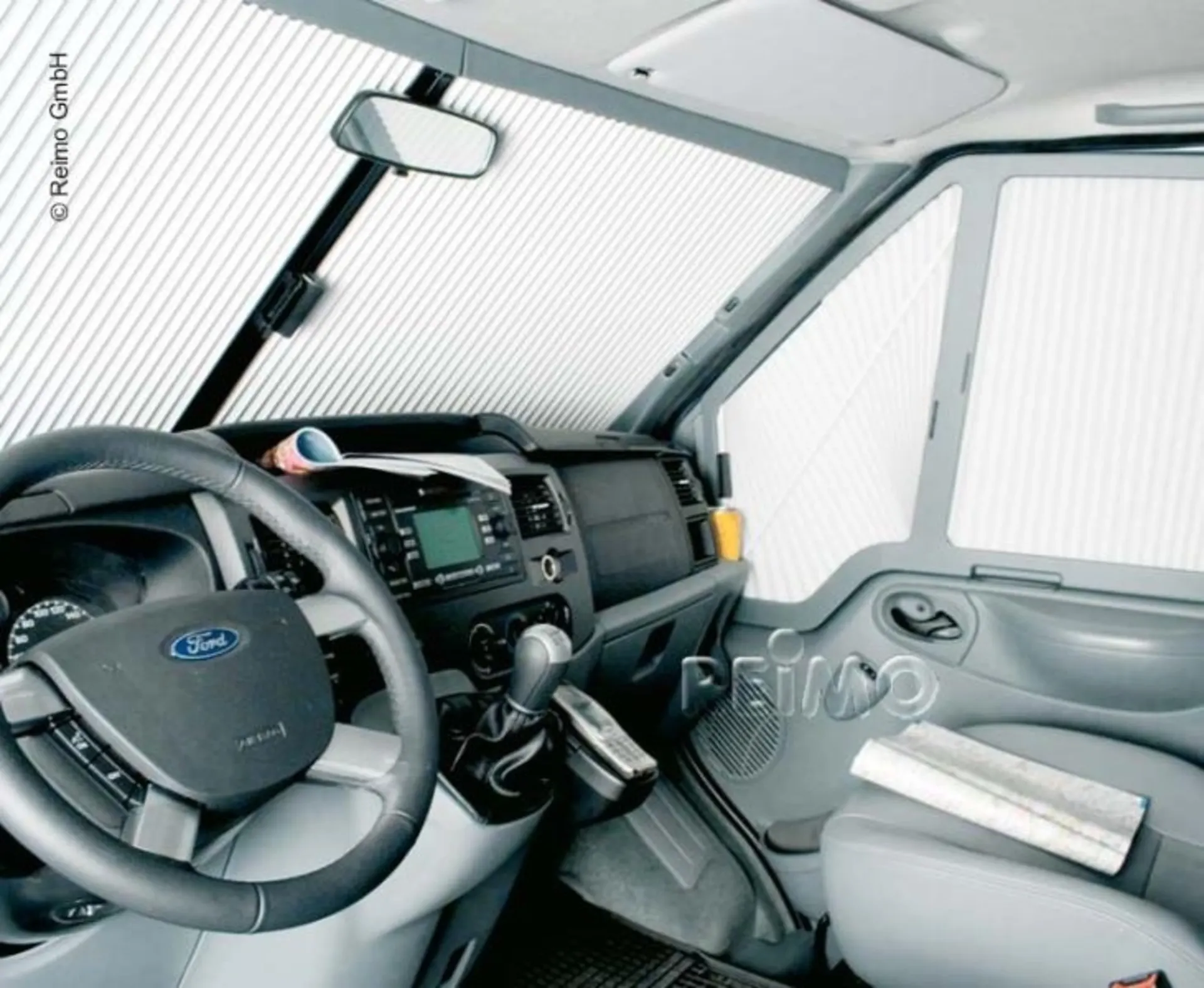 Remis REMIfront IV Système d'occultation du pare-brise de la Ford Transit Ford Transit 2014