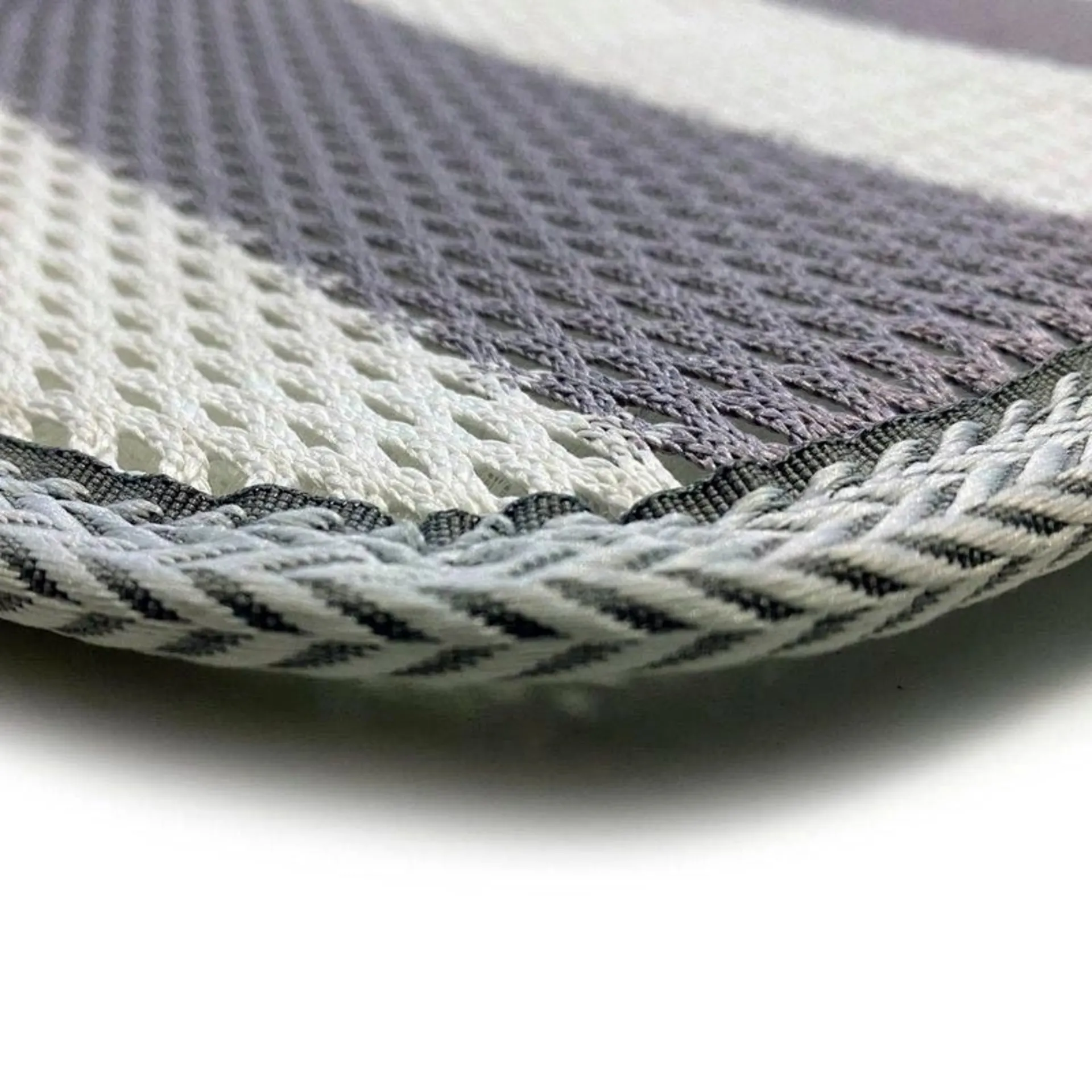 Alèse Vickywood 3D Mesh en maille aérée pour tente de toit, 110 x 240 cm Alèse Vickywood 3D Mesh en maille aérée pour tente de toit, 110 x 240 cm
