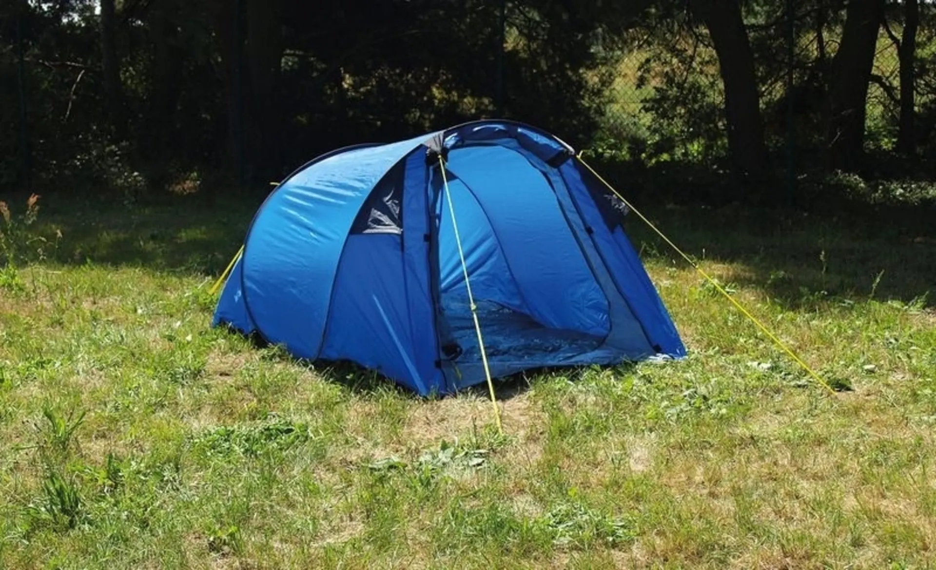 Tente pliante Sequoia pour 2 personnes - la tente de camping légère et rapide