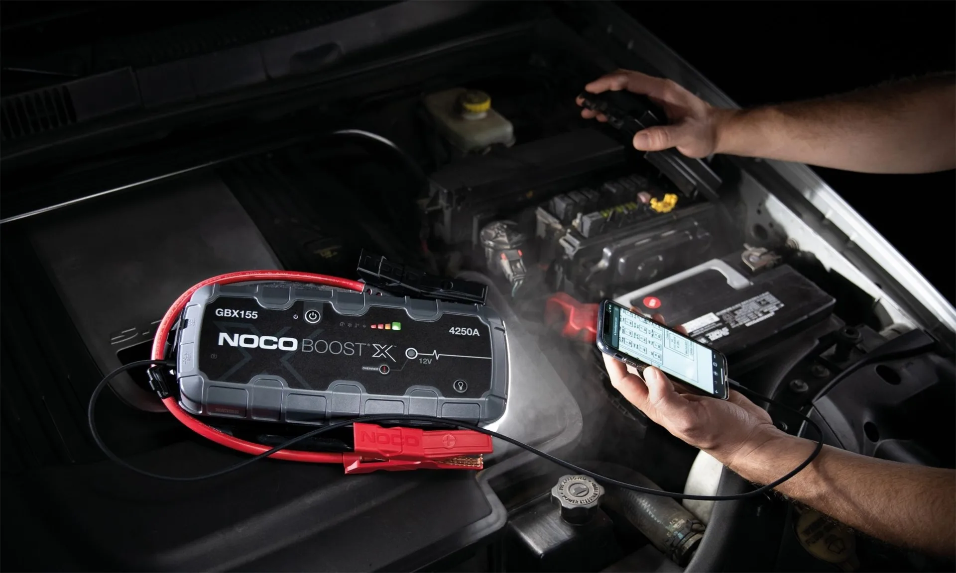 Noco - Boost X Jump Starter 12 V 4’250 A, mit USB-C 306 x 163 x 69 mm, IP65 Noco - Boost X Jump Starter 12 V 4’250 A, mit USB-C 306 x 163 x 69 mm, IP65