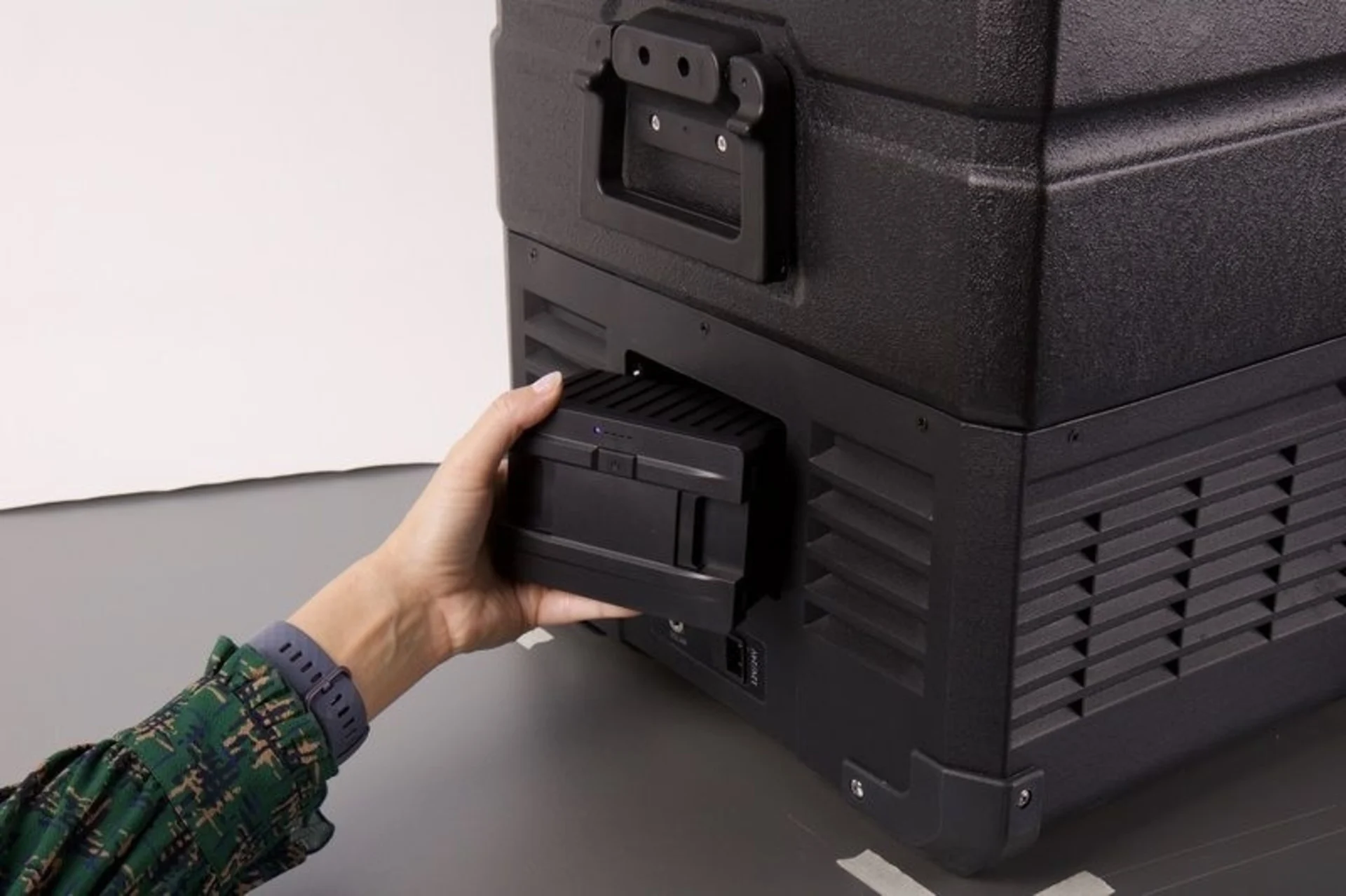 Carbest DualCooler 72 Kompressor-Kühlbox mit Double Door and Dual Zone
