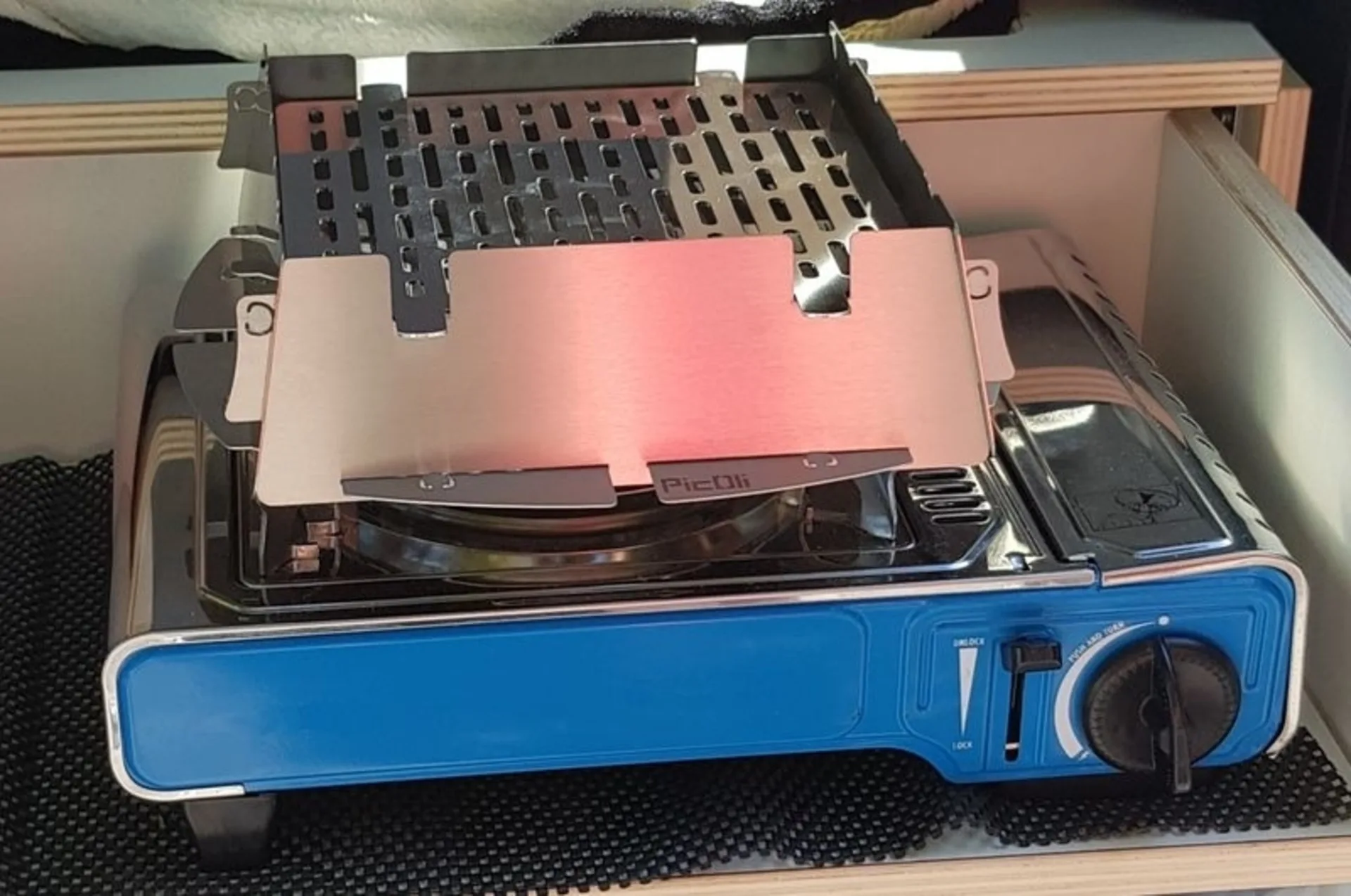 Steckbarer Grill-Aufsatz für Gaskocher aus Edelstahl